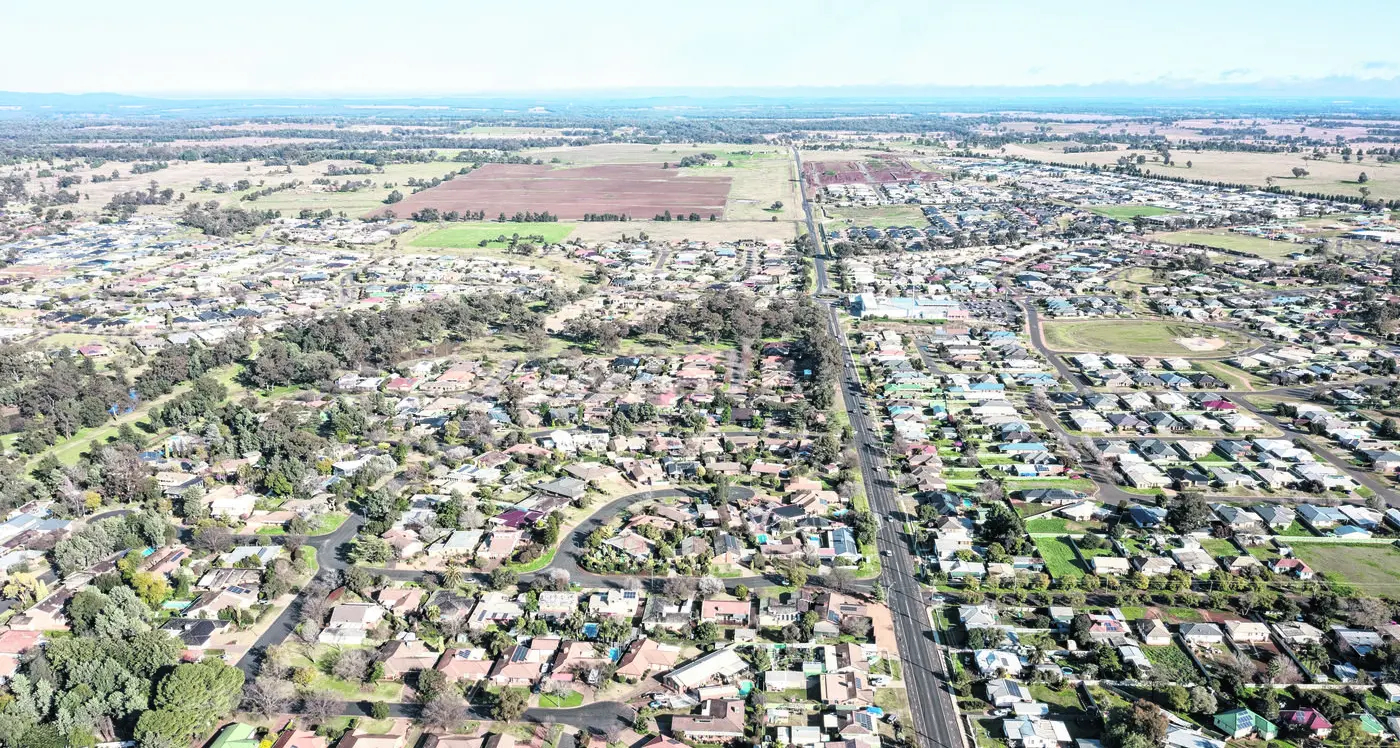 'Not right': Unions urge government to boost home ownership by winding back tax breaks
