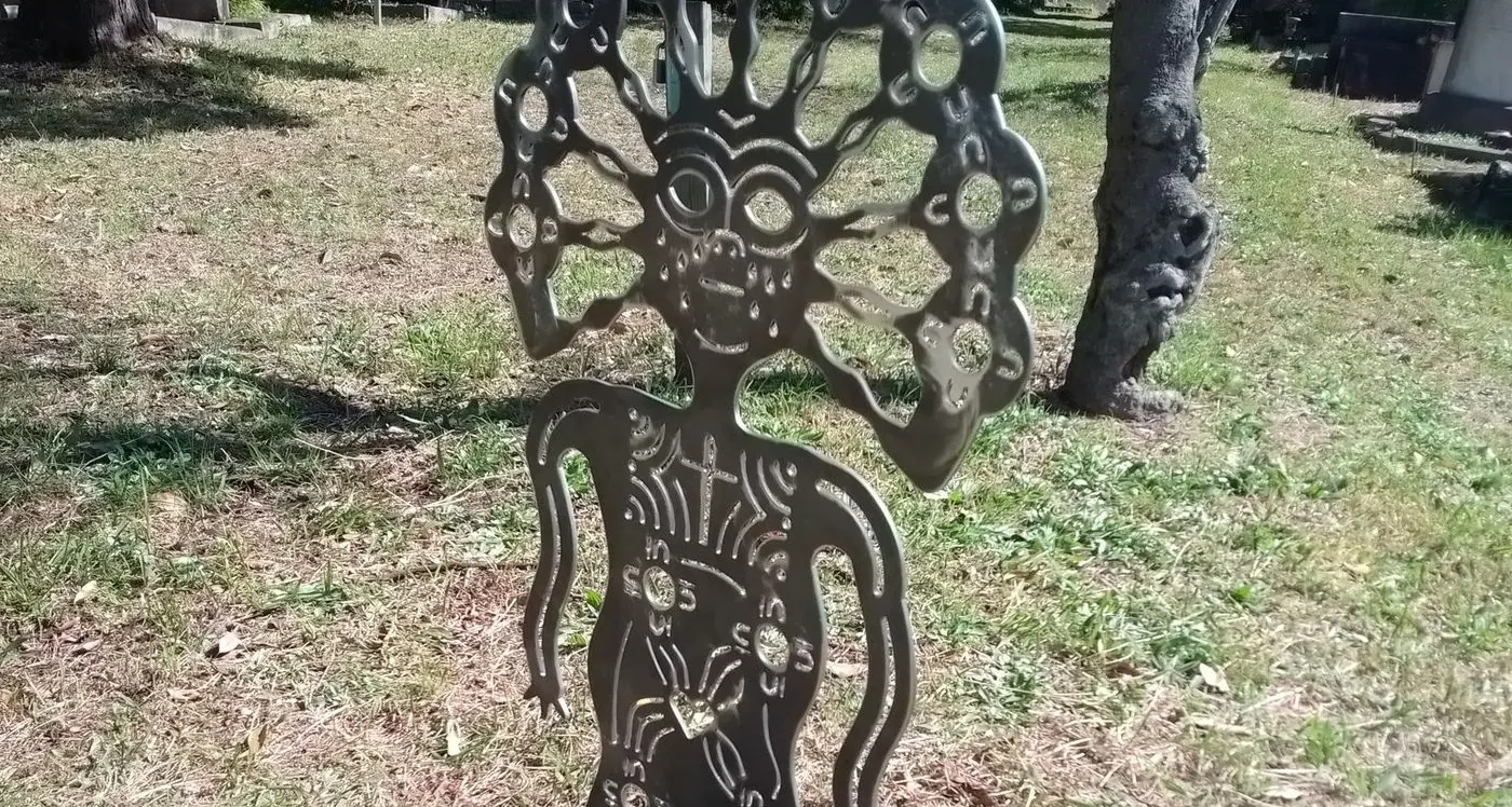 Ancient crown by Adam