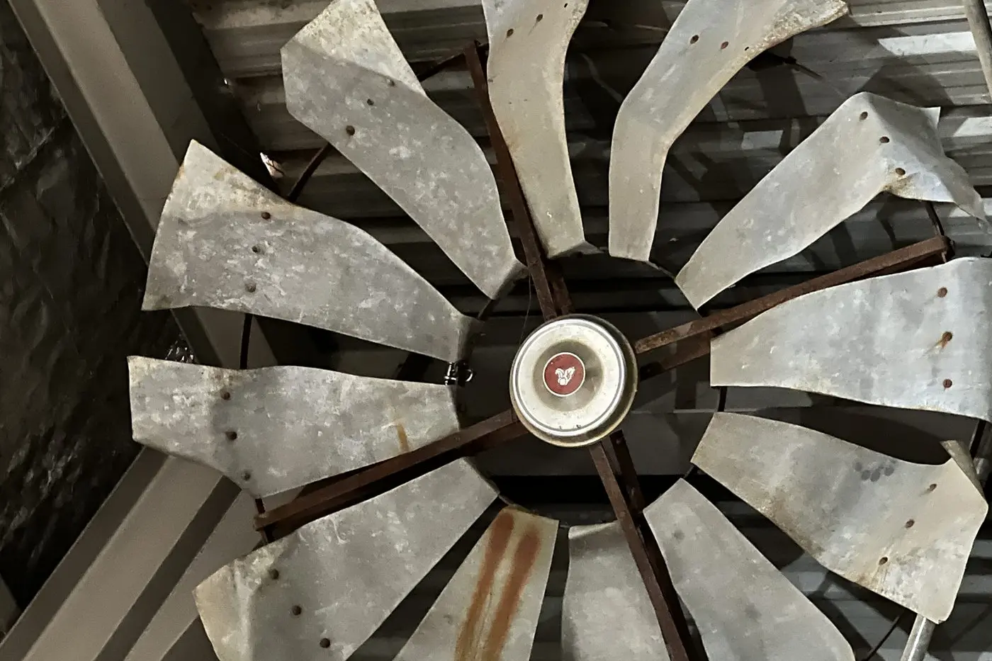 You don\\'t see a Holden windmill every day, but here\\'s irrefutable photographic proof that a Holden hubcap has been added to a big fan.