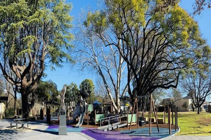 Dubbo Regional Council wants to hear from residents and visitors who use the Cameron Park Playground in Wellington on whether they want it fenced-off, as with the Victoria Park Playground in Dubbo. Photo: Supplied.