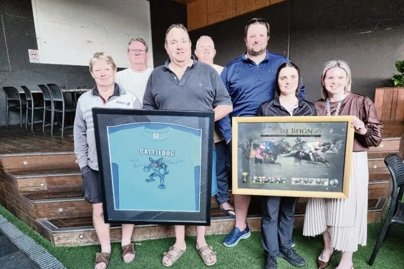 Organisers of the fundraising auction in support of Ryan: Glenn McLean, Col Hazelton, Robert Powyer, Brad Roberts, Ben Strachan, Jordan Hislop and Hannah Carman. Photo: Dubbo Photo News