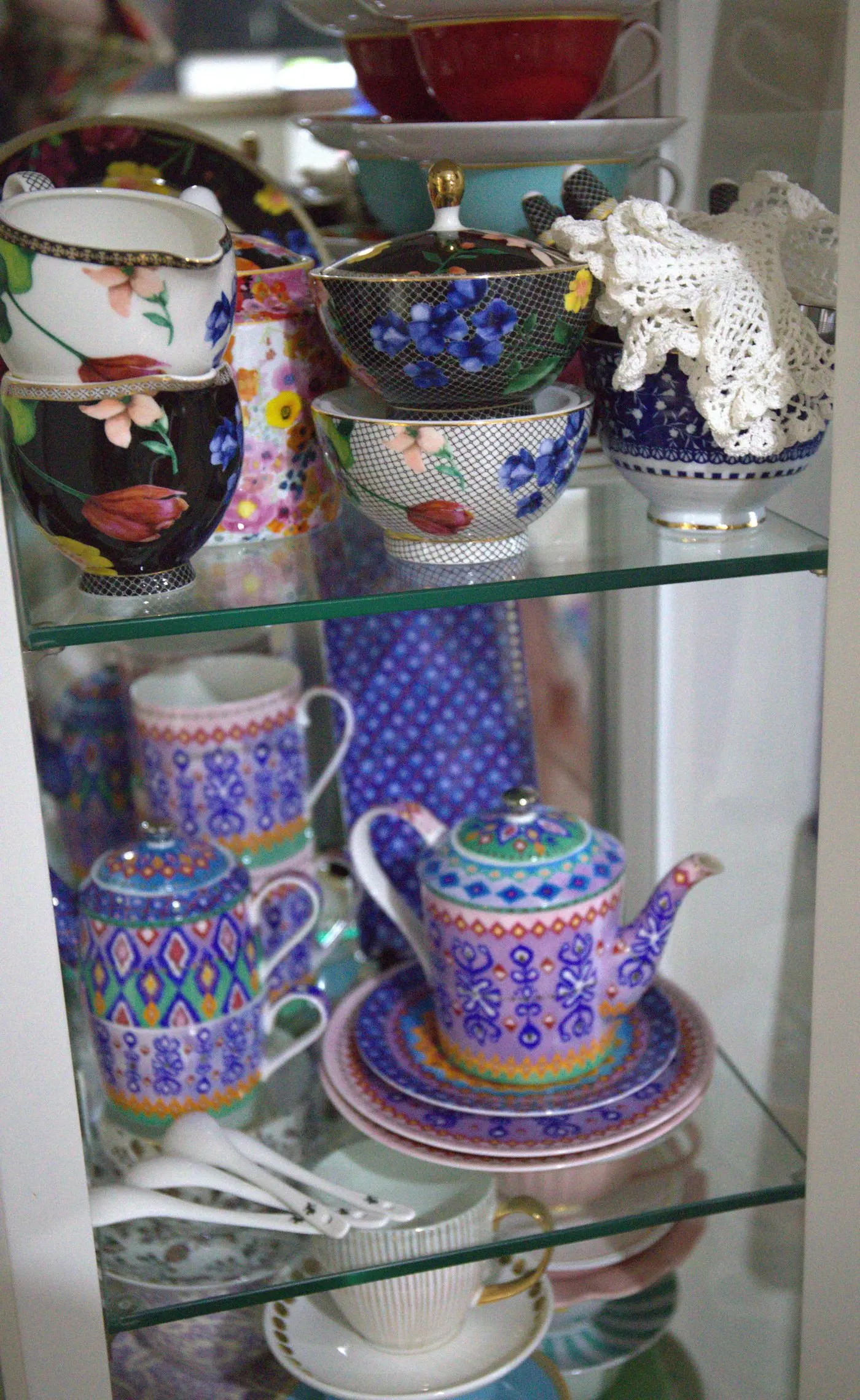 Tea pots and cup collections