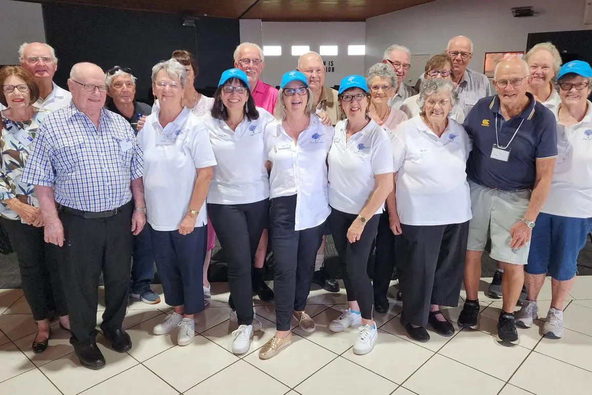 Camilla Ward, Conductor, Anne Gemmell, Coordinator and Sharon Simons, Pianist with Sing Out Choir members and carers. PHOTO: DUBBO PHOTO NEWS/KEN SMITH