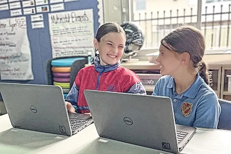 <p>Class 5 Braille. Photo: Dubbo Photo News. </p>\\n