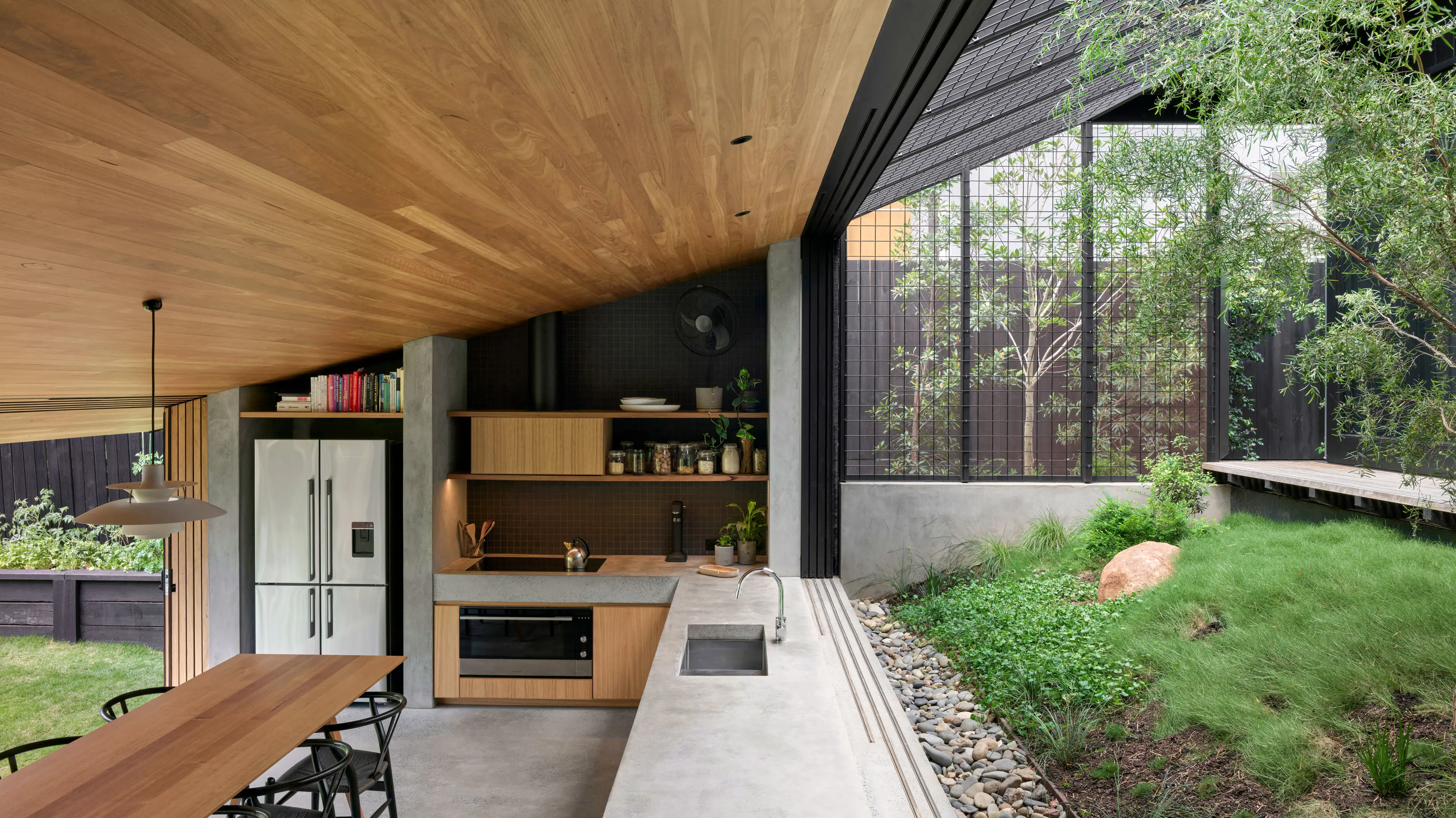 Japanese courtyard Queenslander leads design winners