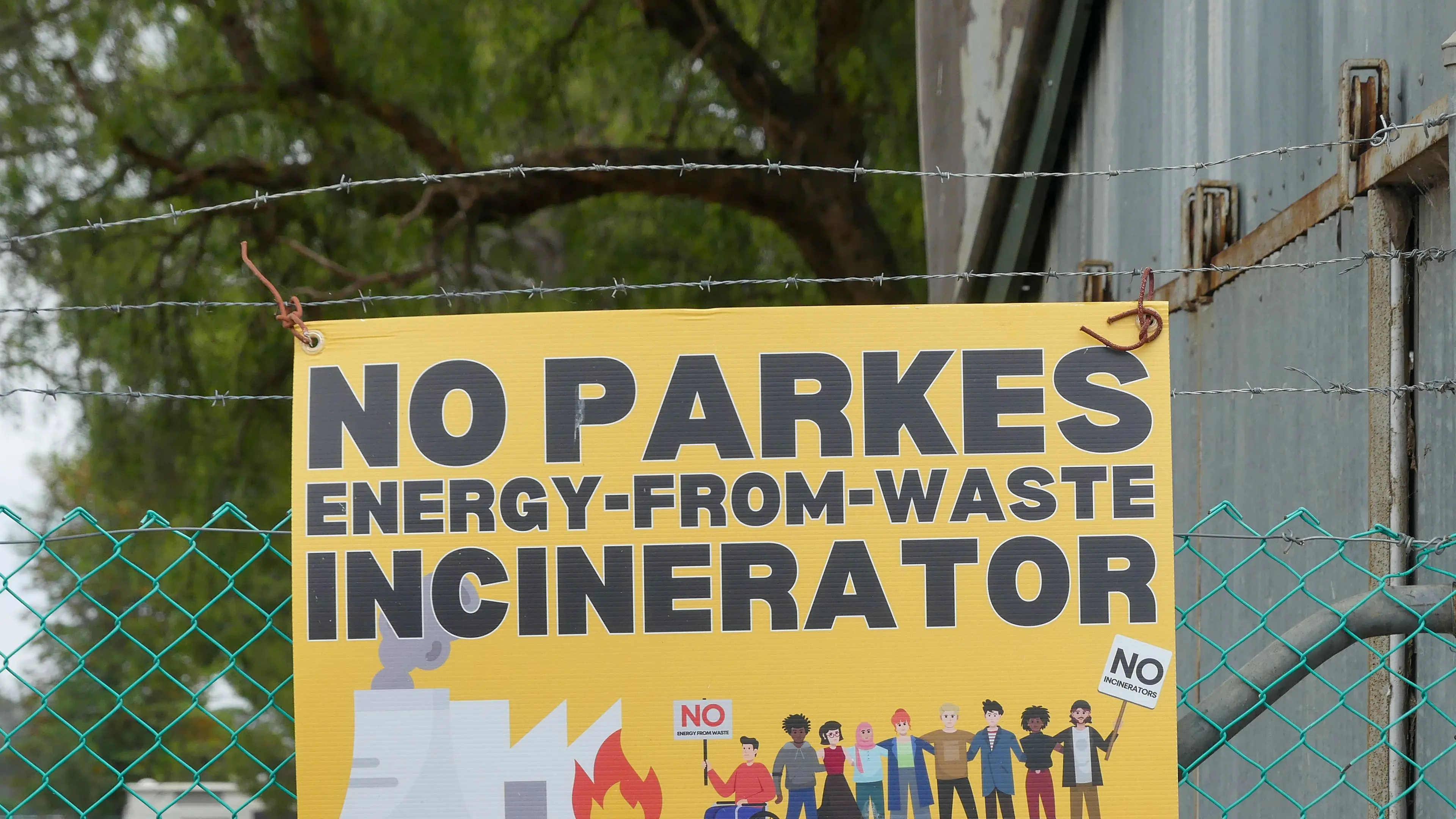 Country towns rubbish plans to process city's waste