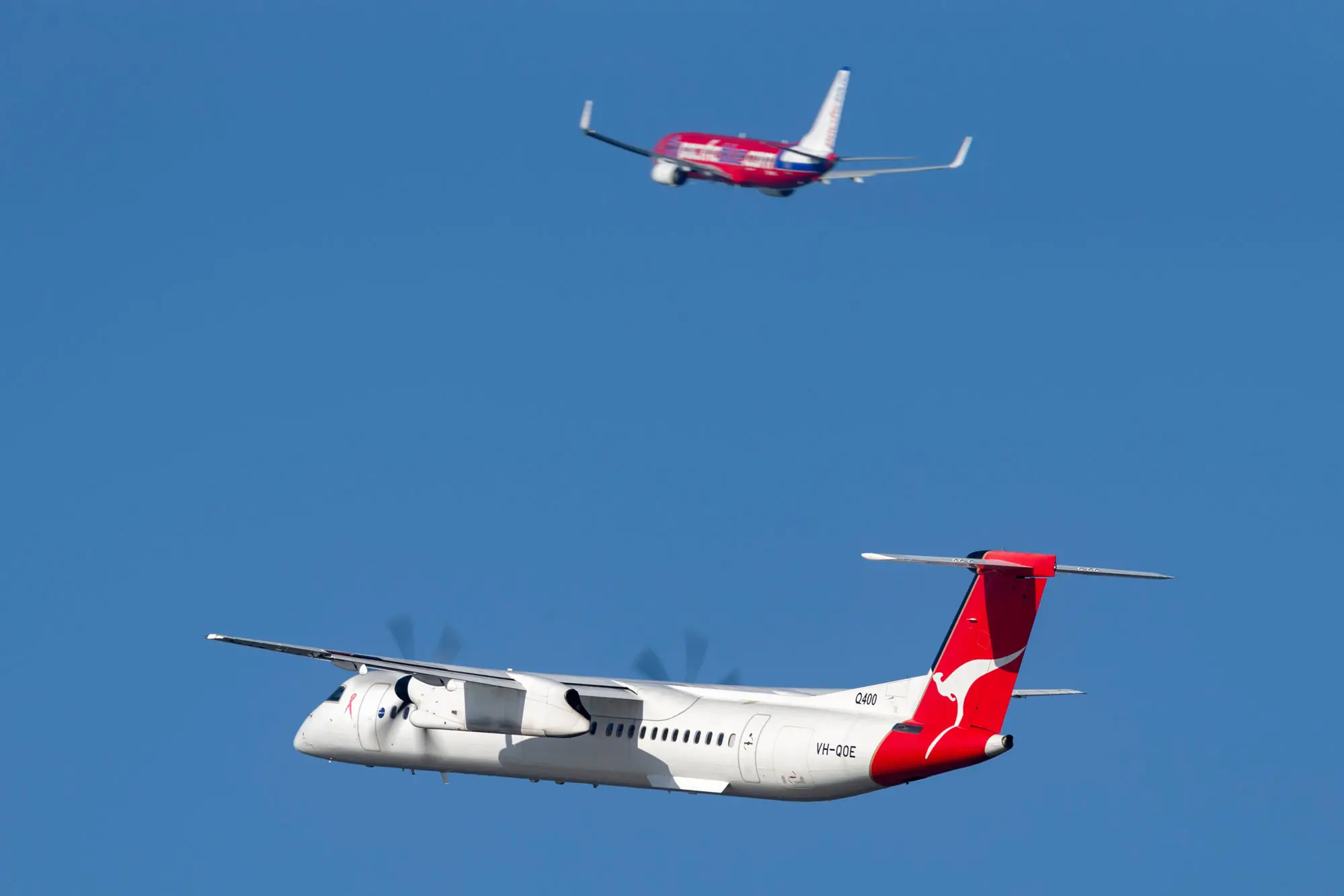 <p>Regional carrier QantasLink has blamed skyrocketing costs for closing several bases in country areas.</p>\\n