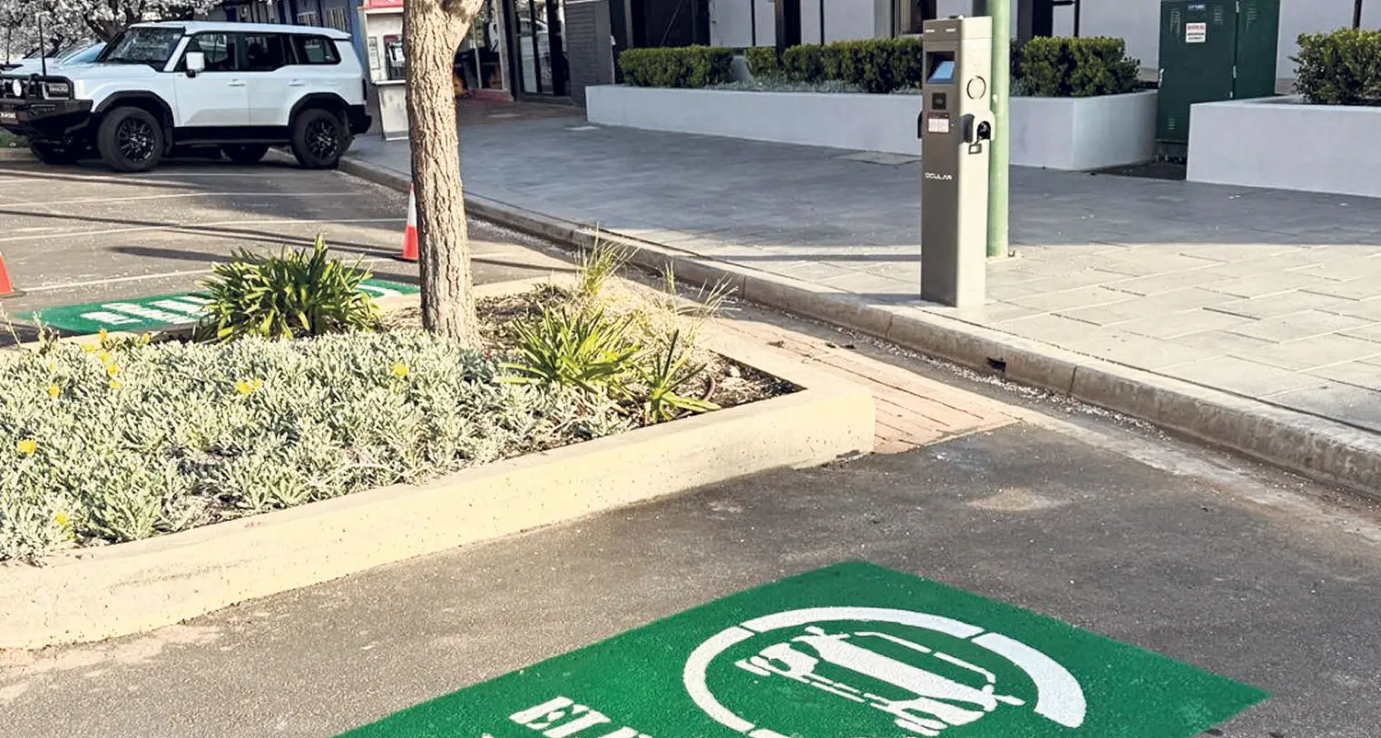 EV drivers take note: charging stations now at Warren