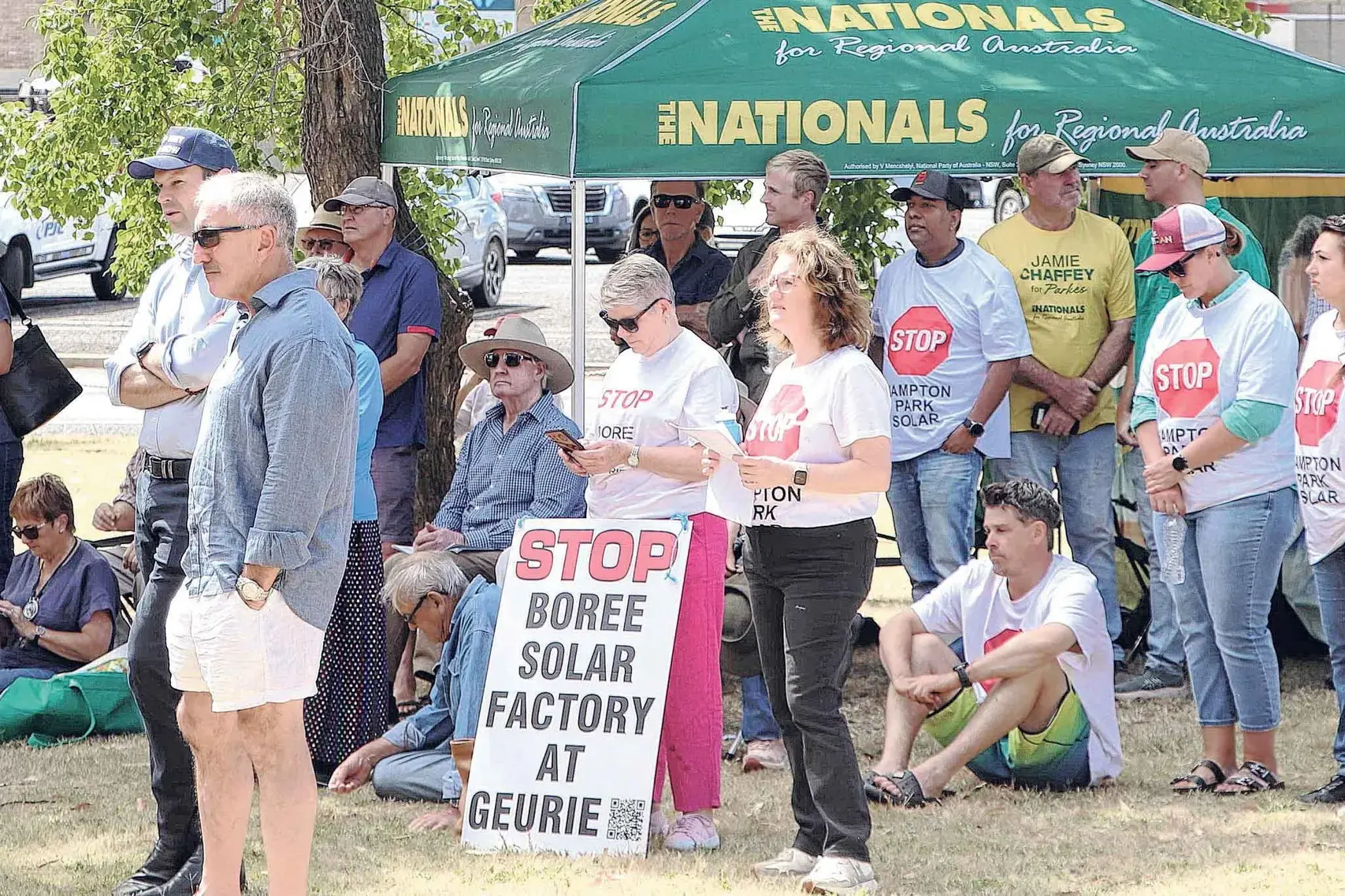 <p>Local opponents of intrusive sustainable energy projects impacting local communities at the recent National Party energy forum at Dubbo. Photos: Supplied.</p>\\n