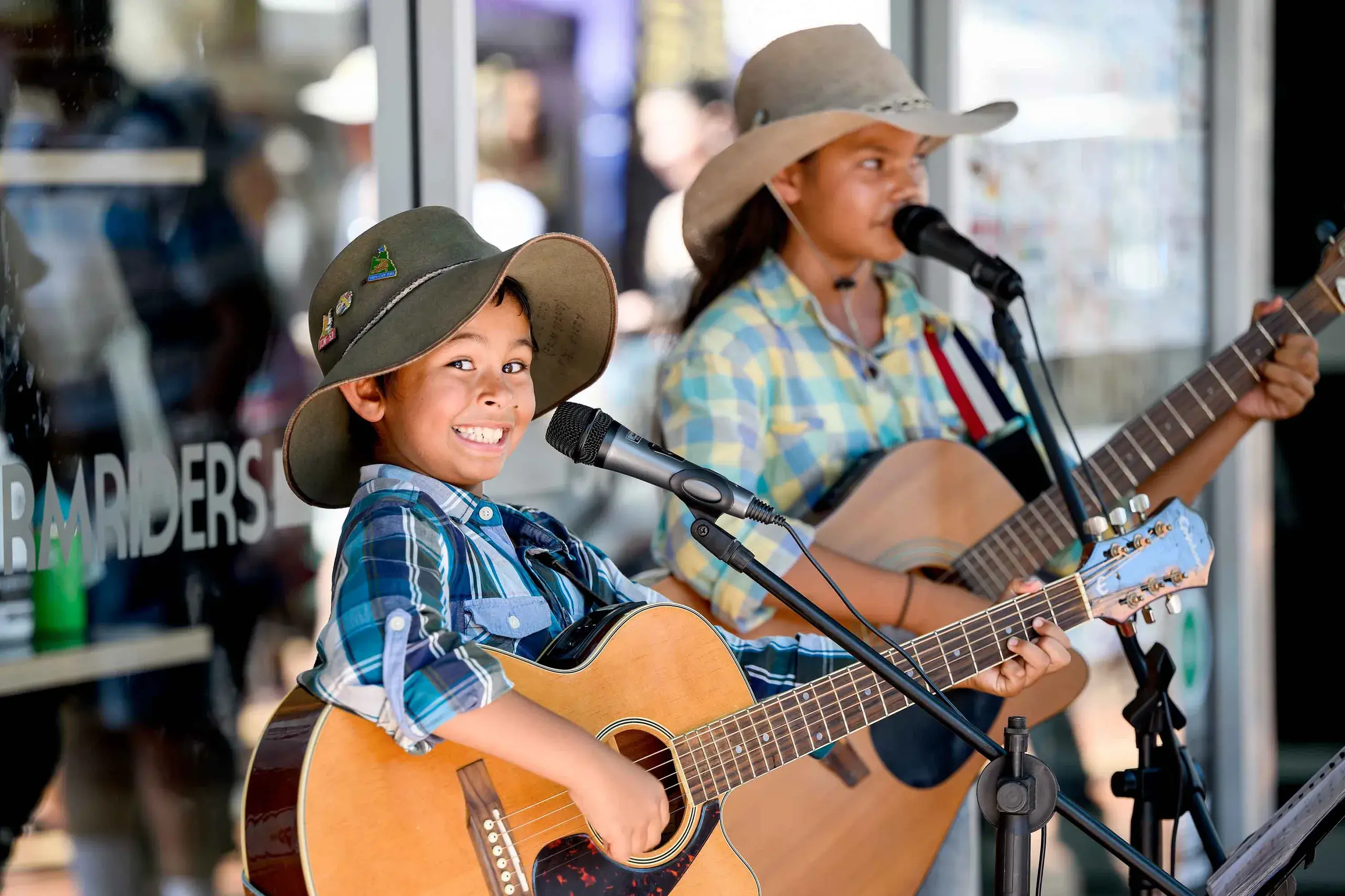 <p>Australia\\'s next country music superstar could be performing on a footpath in Tamworth. Photo: AAP/Bianca De Marchi</p>\\n