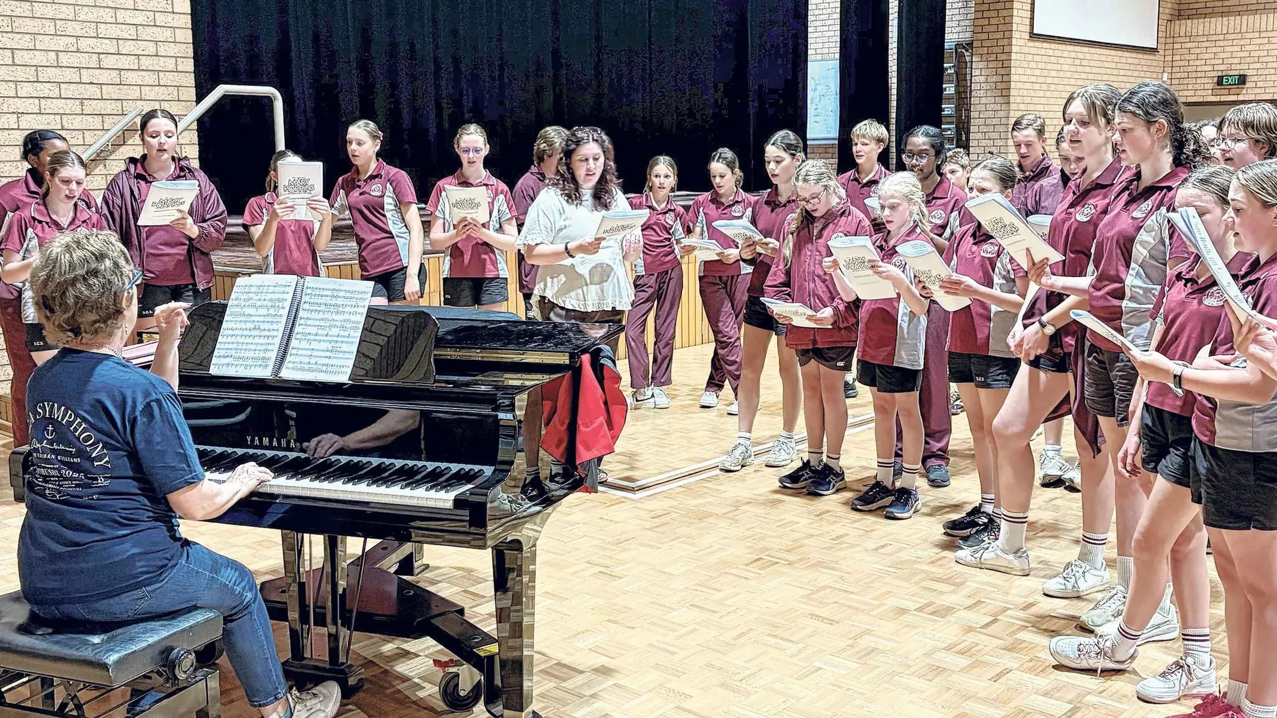 Mary Poppins musical lights up the stage at Dubbo Christian School