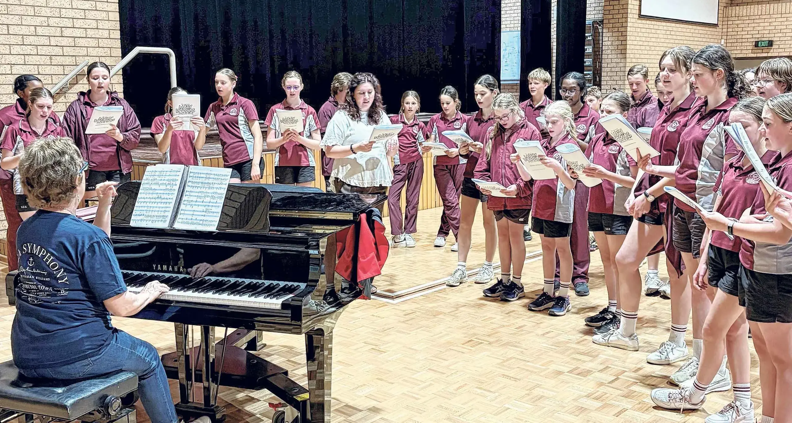 Mary Poppins musical lights up the stage at Dubbo Christian School