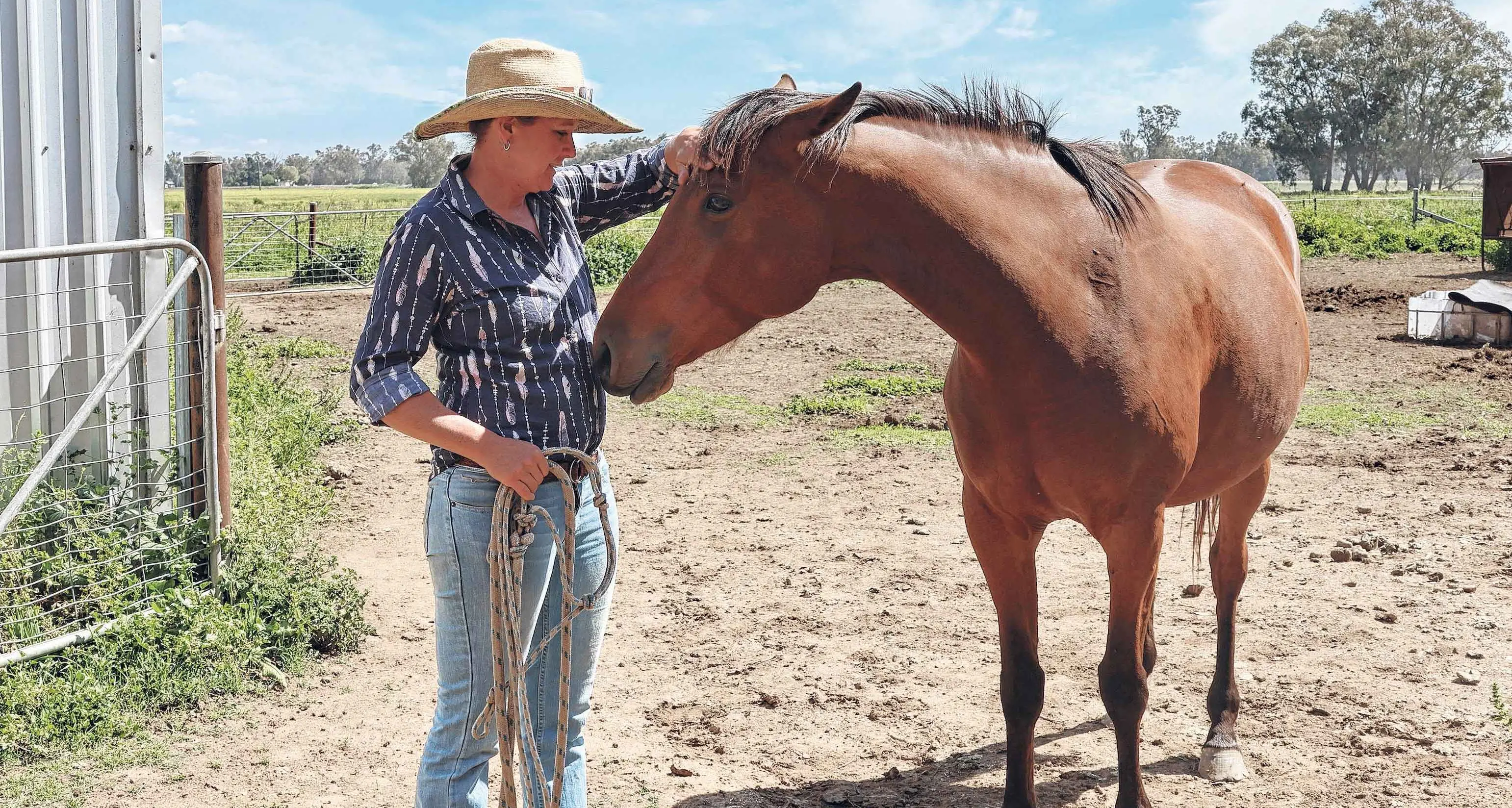 Community saddles up for 400km ride along controversial proposed NSW gas pipeline