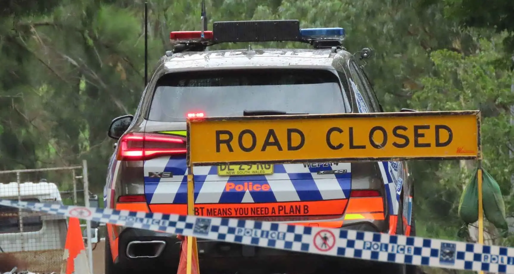 Storm damage shuts parts of Dubbo CBD as crane collapse sparks major recovery effort