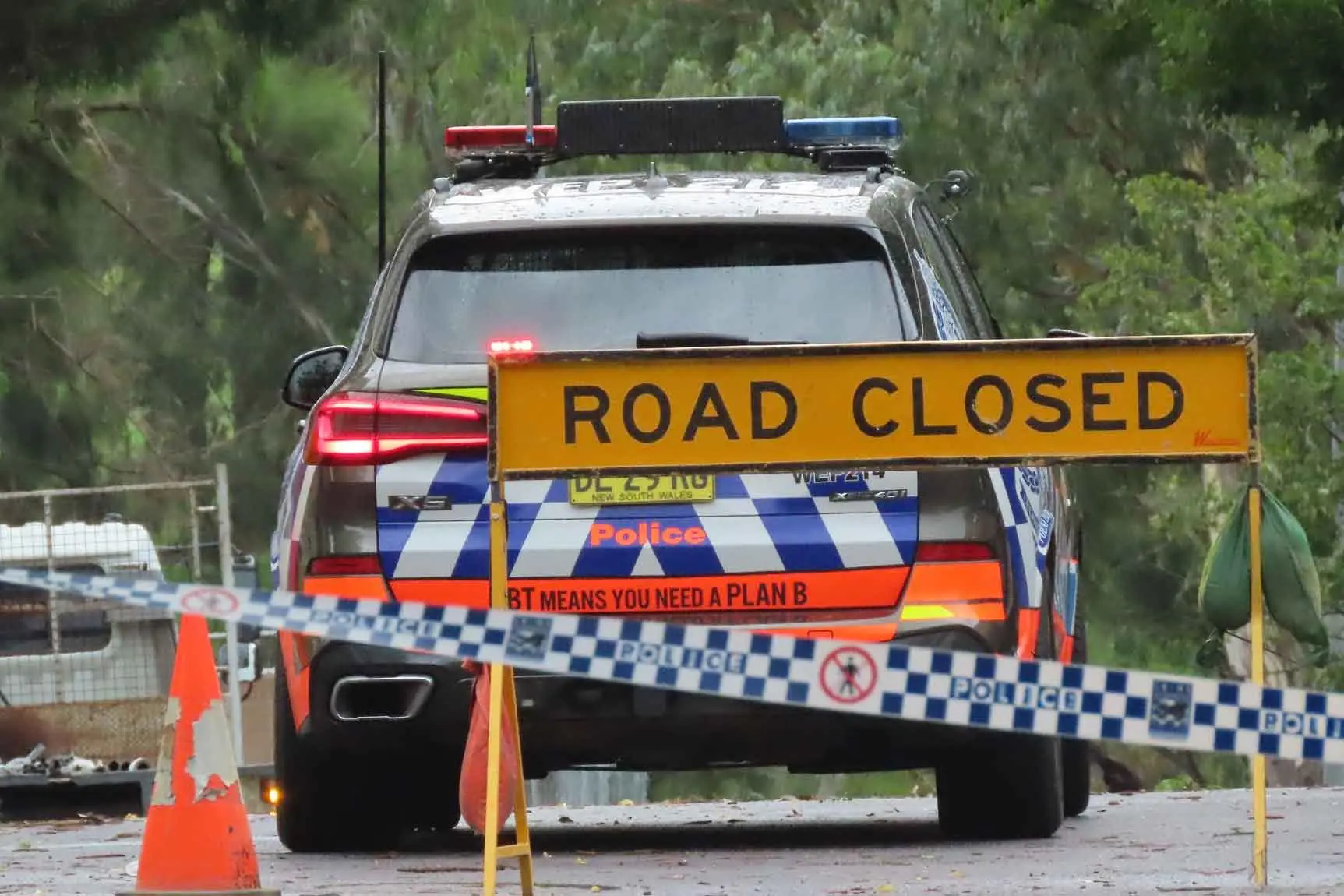 <p>NSW Police are advising people to stay away from the area where a crane partially collapsed in Dubbo on Thursday afternoon. Police and Council staff will be on site to ensure people and vehicles remain outside the exclusion zone. Photo: Dubbo Photo News/Ken Smith</p>\\n