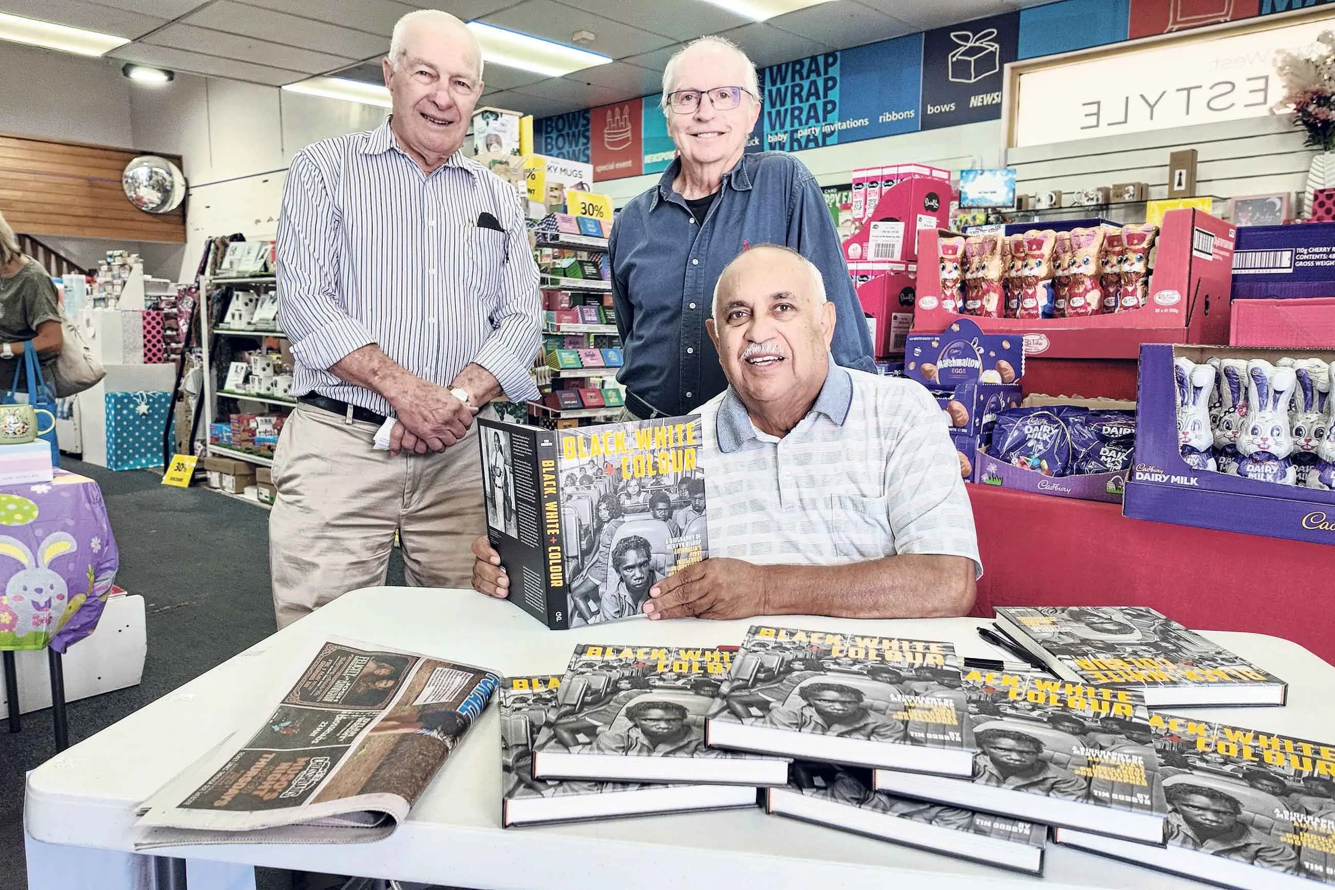 <p>Chris Edwards and Bruce Gray join Mervyn Bishop at the launch of the biography about him by Tim Dobbyn. Photo: Dubbo Photo News.</p>\\n