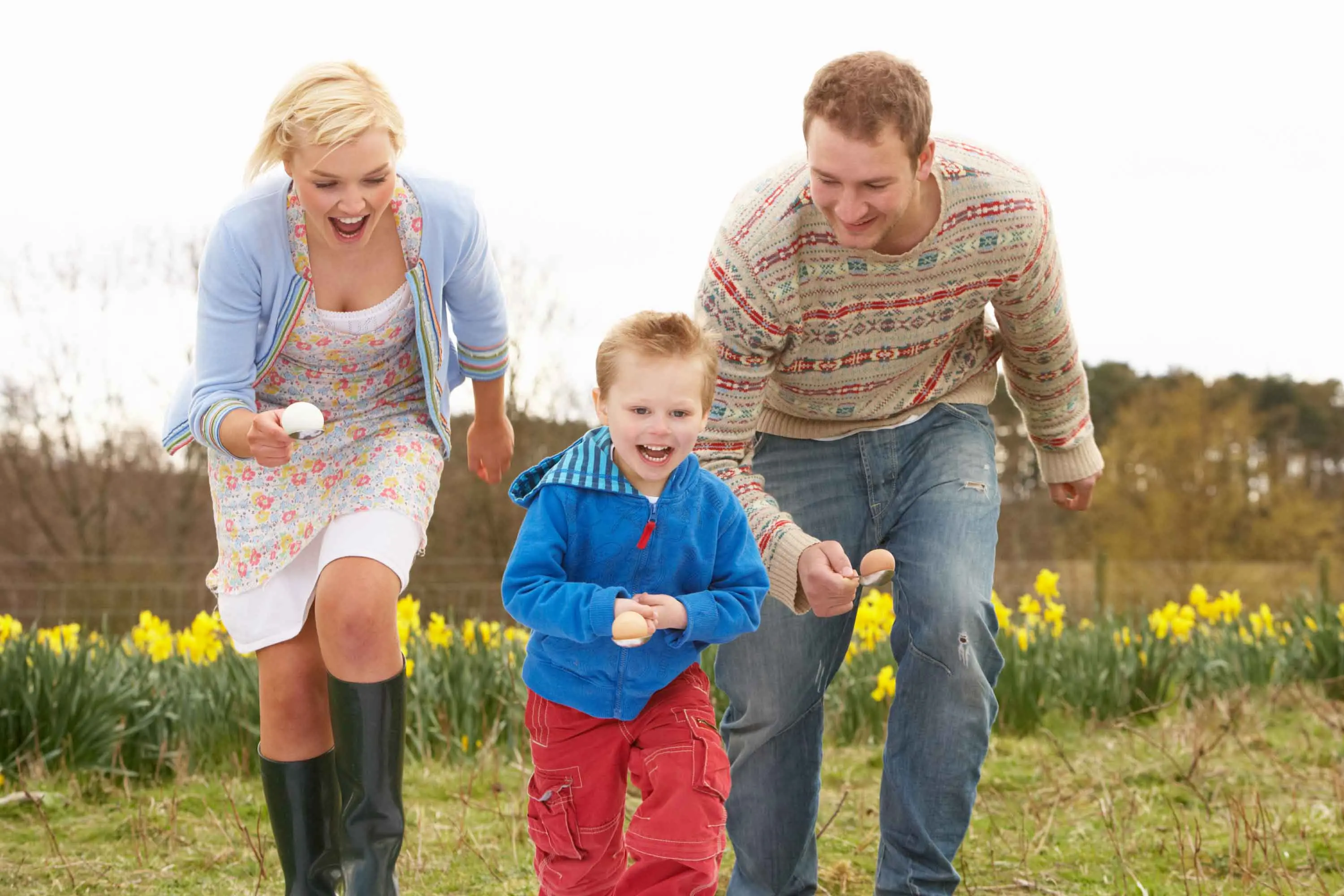 <p>As families rethink how much they are able to spend this Easter, experts are suggesting a return to good old-fashioned fun \\u2013 such as an egg-and-spoon race. \"These things don\\'t cost anything and can actually be quite a lot of fun,\" said Michelle Cull from Western Sydney University.</p>\\n