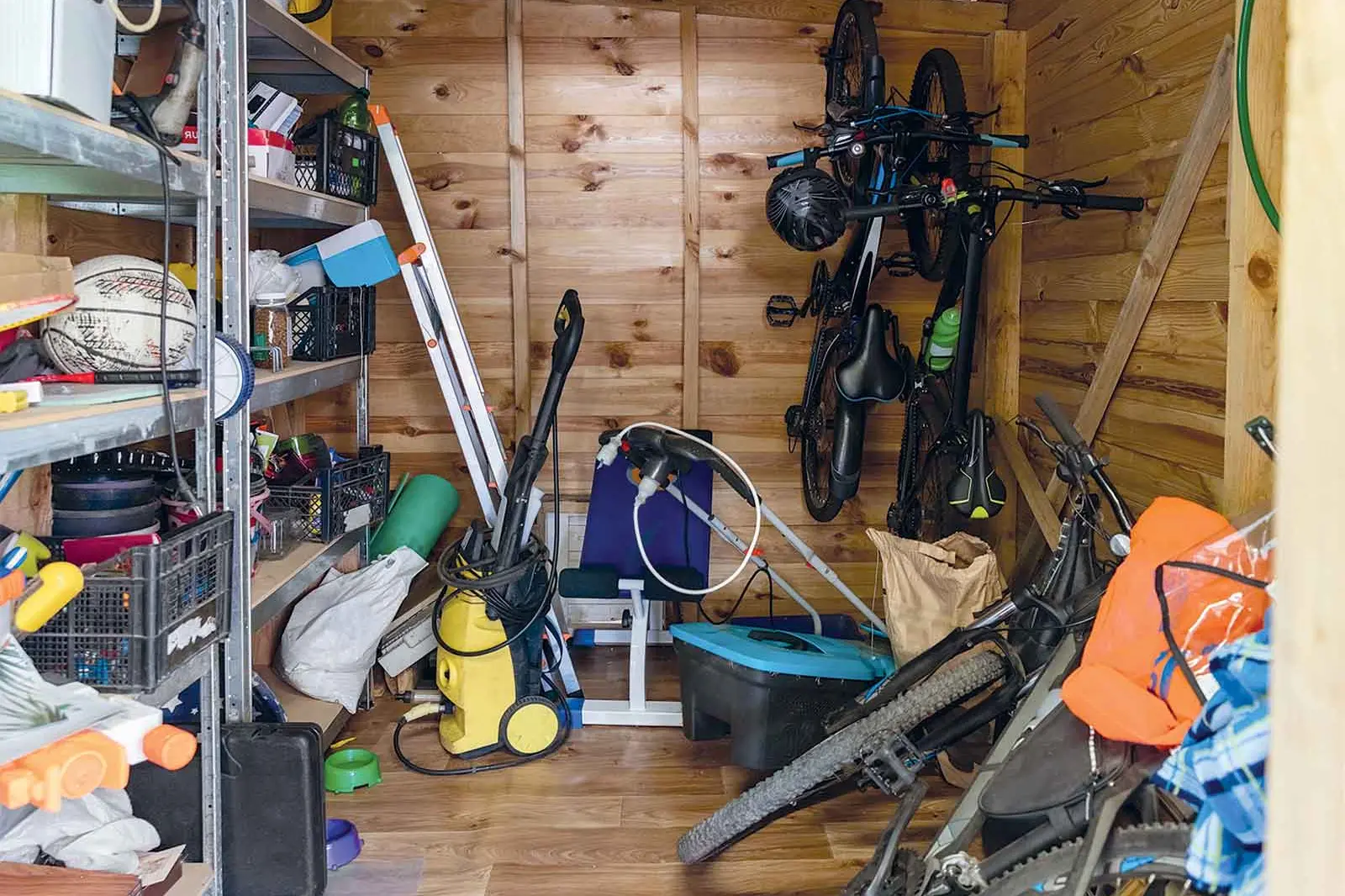 <p>Chances are, you\\u2019ve accumulated a lot of broken items or outdated products in your shed.</p>\\n