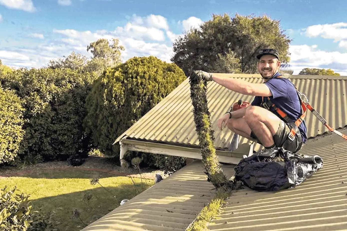 Wattle Cleaning takes the hard work out of maintaining gutters