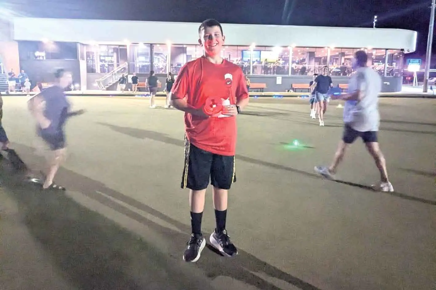<p>West Dubbo Roos have recently hosted twilight \"glow bowls\" sessions. Brad Skinner won the first night. Photos: West Dubbo Roos</p>\\n