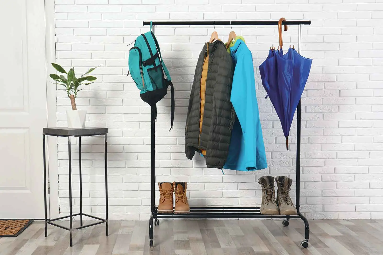 <p>The growing demand for compact housing has prompted homeowners and renters alike to look for practical ways to reduce clutter while maximising living space.</p>\\n