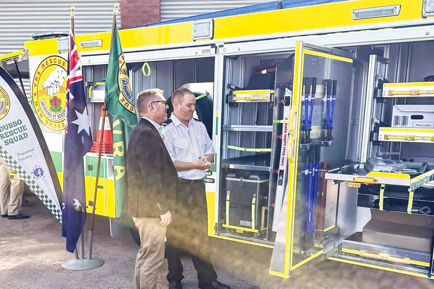 <p>Dubbo MP Dugald Saunders (left) looks over the new VRA Rescue vehicle that will be a critical resource during major incidents. Photo: Dubbo Electorate</p>\\n
