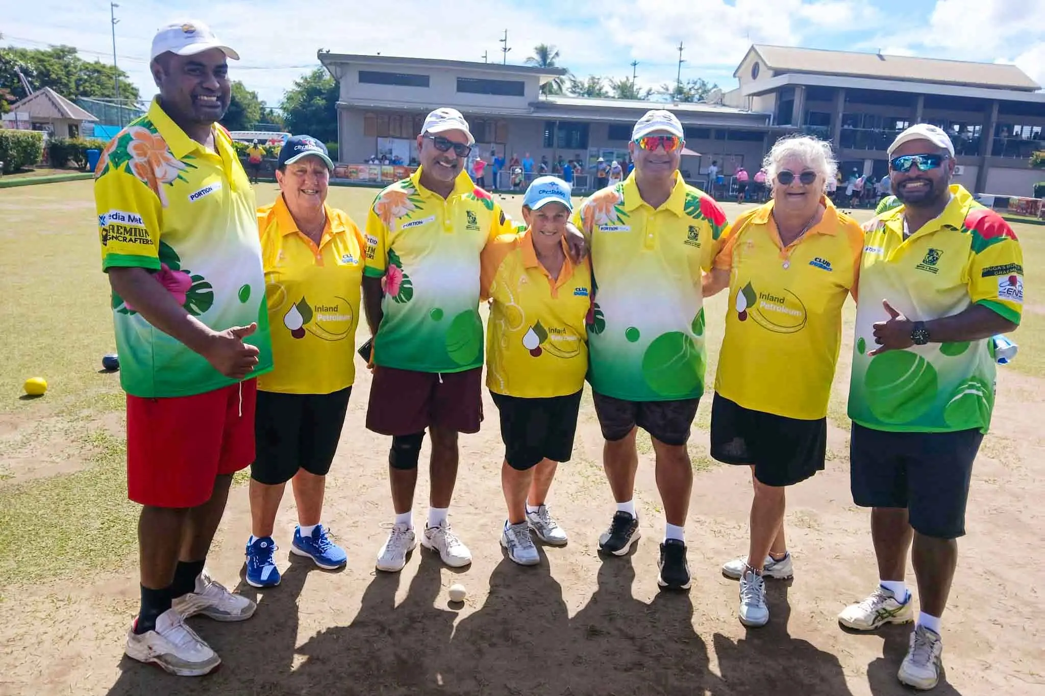 <p>Features three West Dubbo bowlers who recently travelled to Fiji. Pictured with them is the team that won the event they competed in during their trip. Photo: West Dubbo Roos</p>\\n