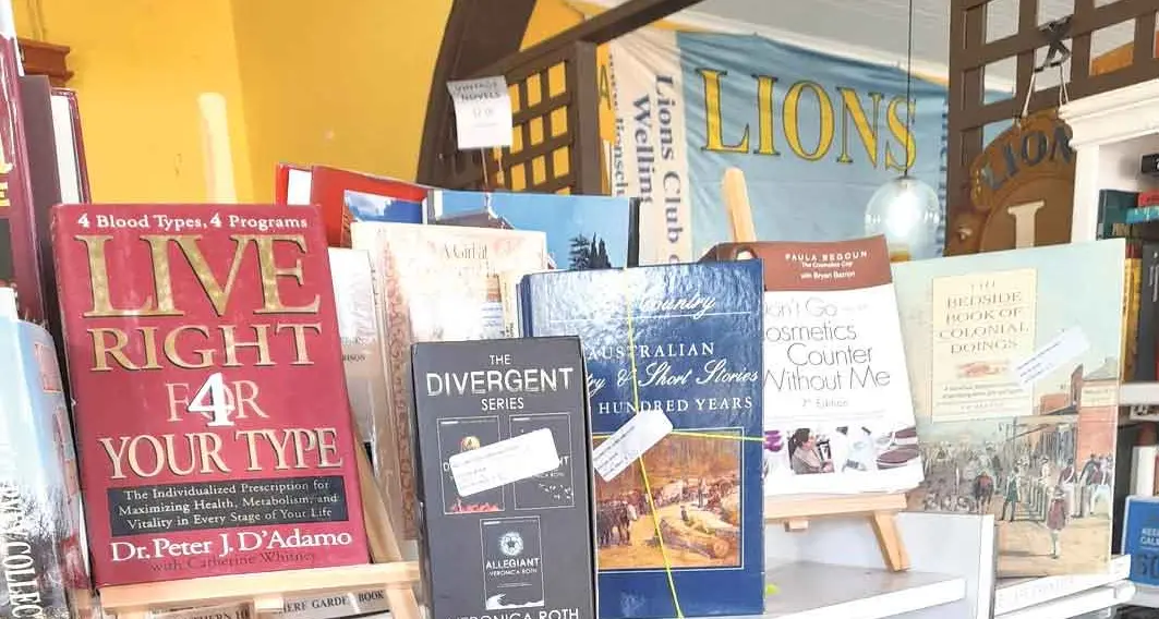 Wello bookshop moves, with buyers (and heavy lifters) most welcome!