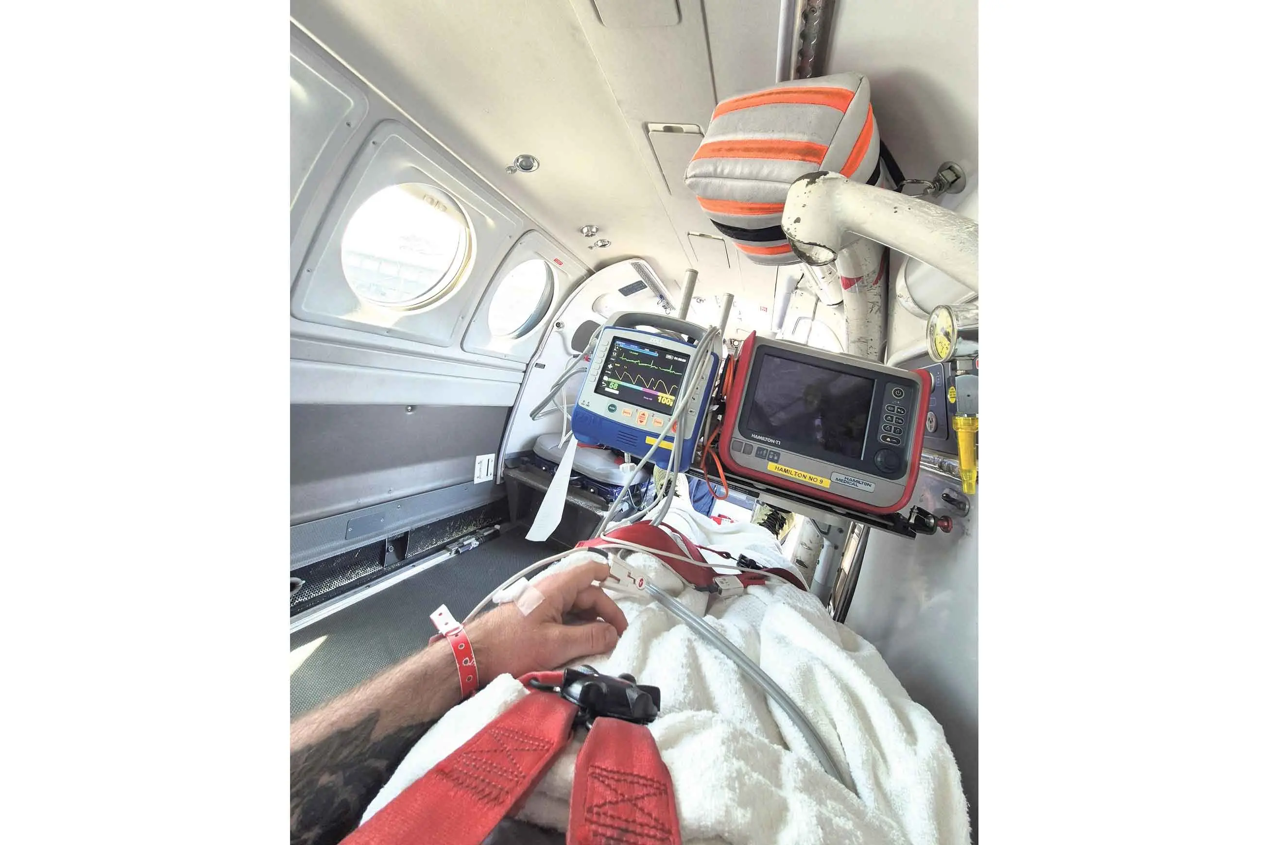 <p>Chris\\'s view on the RFDS plane taking him to life-saving treatment in Sydney. Photo: RFDSSES</p>\\n