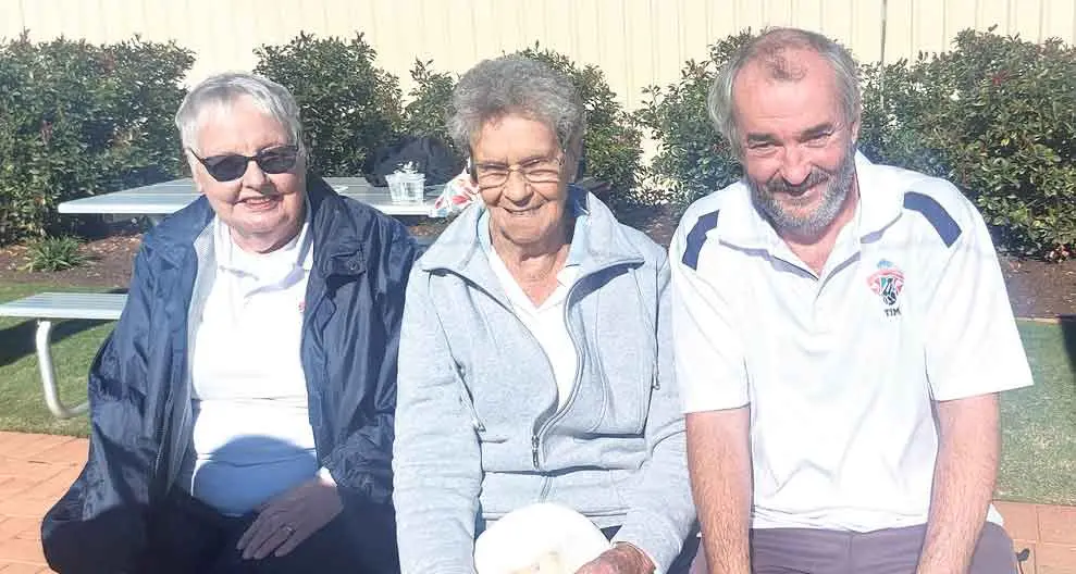 Great action at Sporties as \"the phantom\" returns to Sunday bowls