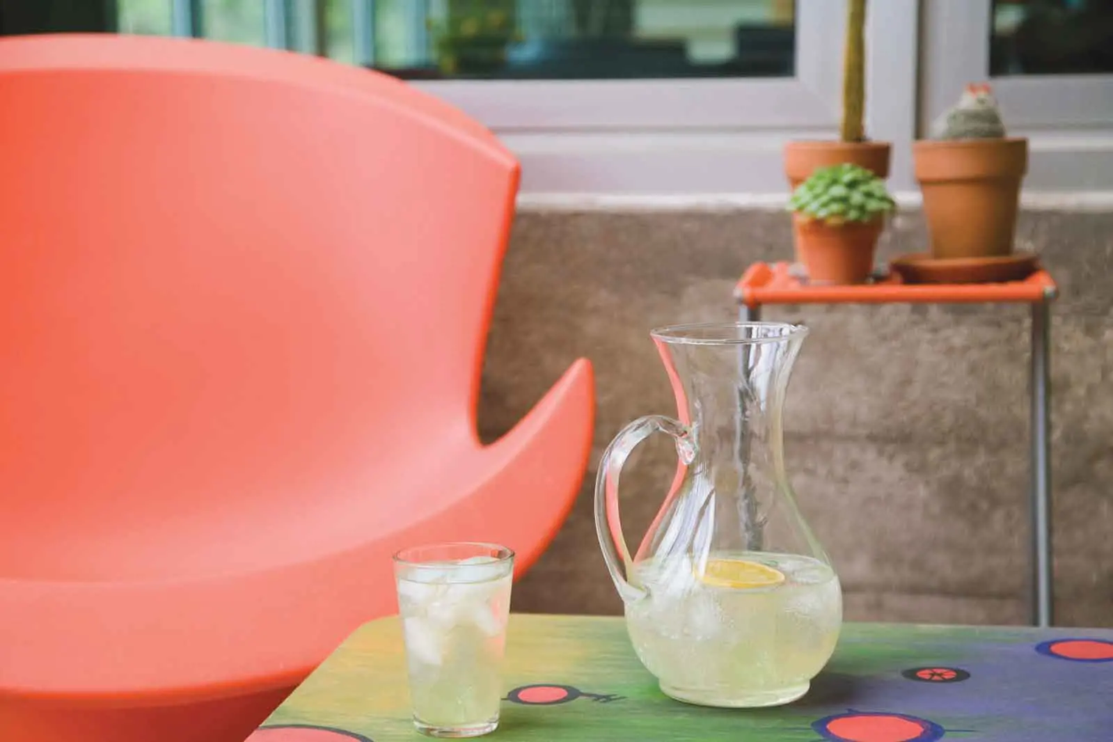 Terracotta, wood and warm tones are timeless for home decorating