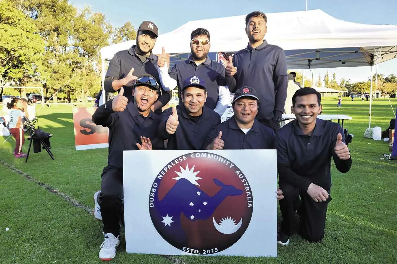 <p>The winners, Team Danphe, are all smiles. Photo: Dubbo Photo News. </p>\\n