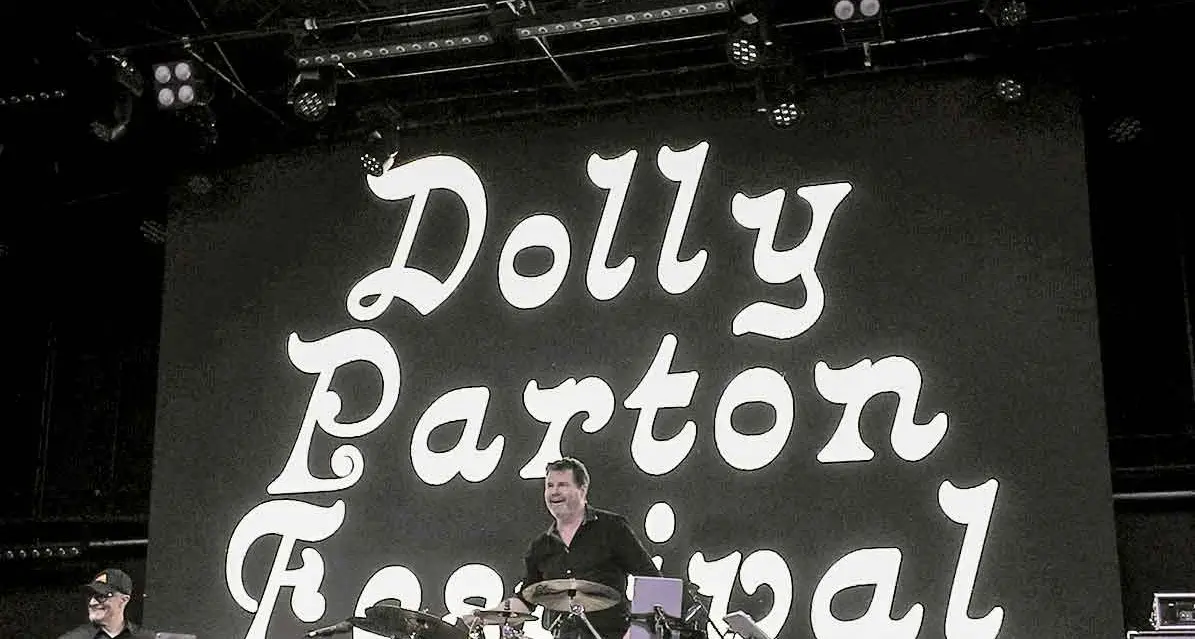 Countdown to fifth Narromine Dolly Parton Festival