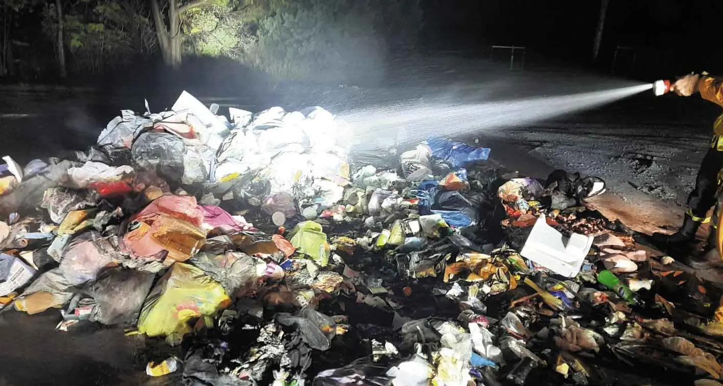 Rubbish clean-ups, shopping trolleys, e-battery fires: It’s “goodbye North Yeoval” and a new budget passes