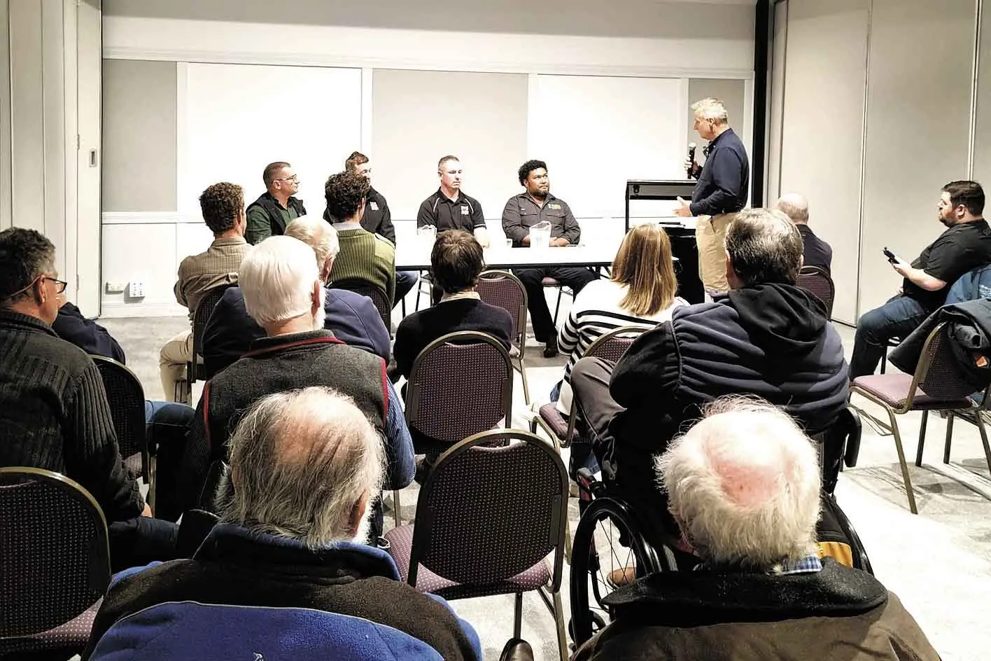 <p>Federal Member for Parkes, Jamie Chaffey MP, addresses the panel at the Men\\'s, Boys and Dads\\' Forum in Dubbo on Saturday, June 27. Photo: Parkes Electorate</p>\\n
