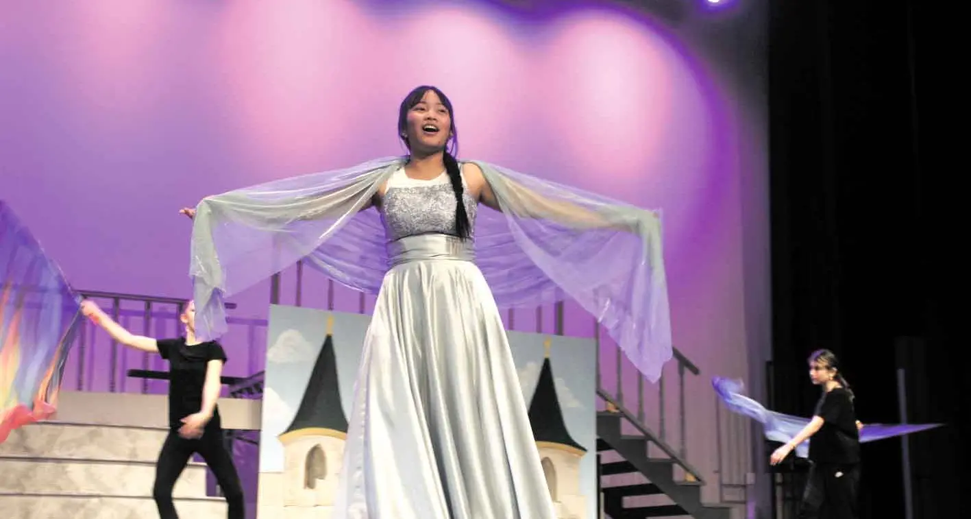 Thousands enjoy \"Frozen – The Musical Spectacular\" at St John's Primary