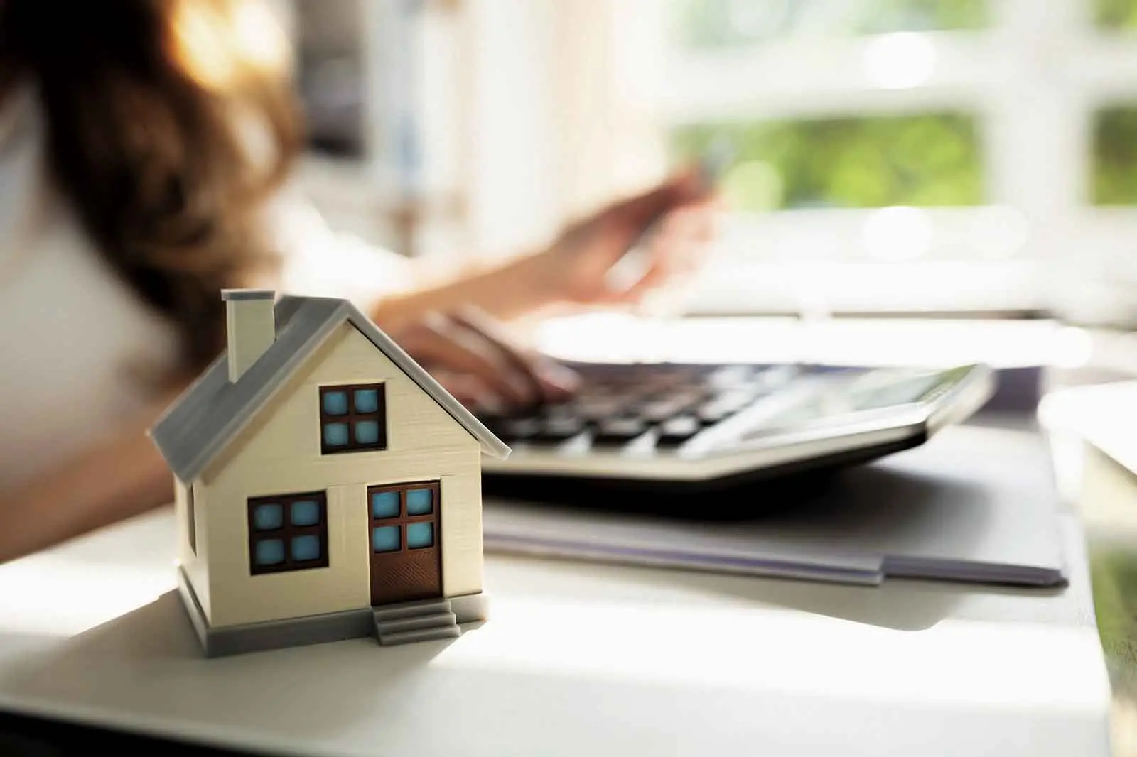 <p>Preparing for possible interest rate rises means planning in advance.</p>\\n