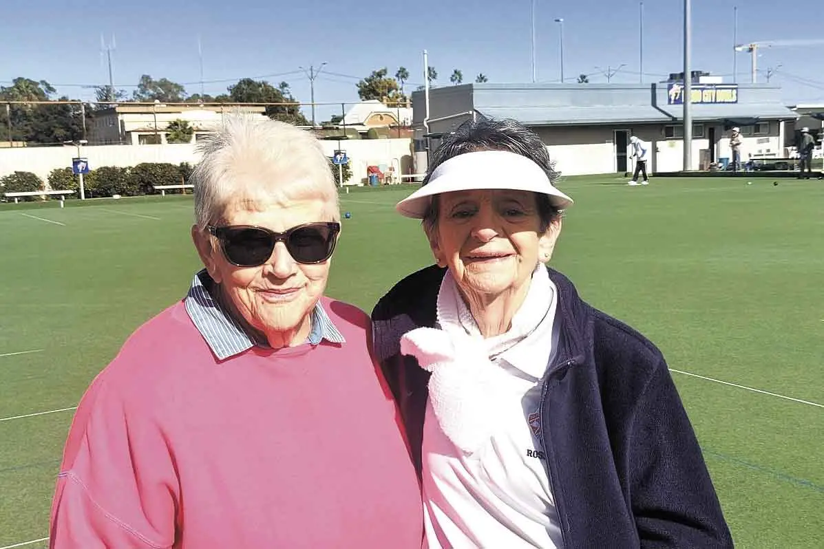 <p>Sue Armstrong and Ros Joseph at Dubbo RSL Combination Bowls last weekend. Photo: DRSLCB</p>\\n