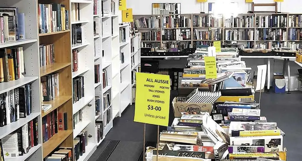 Help Wello Lions celebrate bookshop reopens
