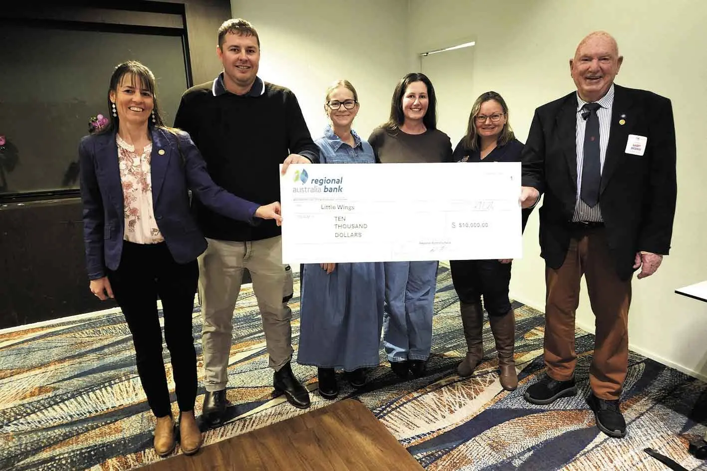 <p>Carla Pittman, Michael Williamson, Sarah Langby, Zoe Williamson, Nicole Callan and Barry Brebner with the donation handover at the Dubbo Rotary Club changeover on June 29. Photo: Dubbo Photo News/Ken Smith</p>\\n