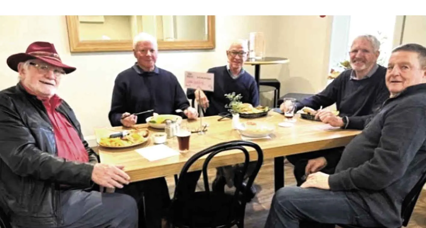 Ex-Coonamble fellows enjoy Christmas in July
