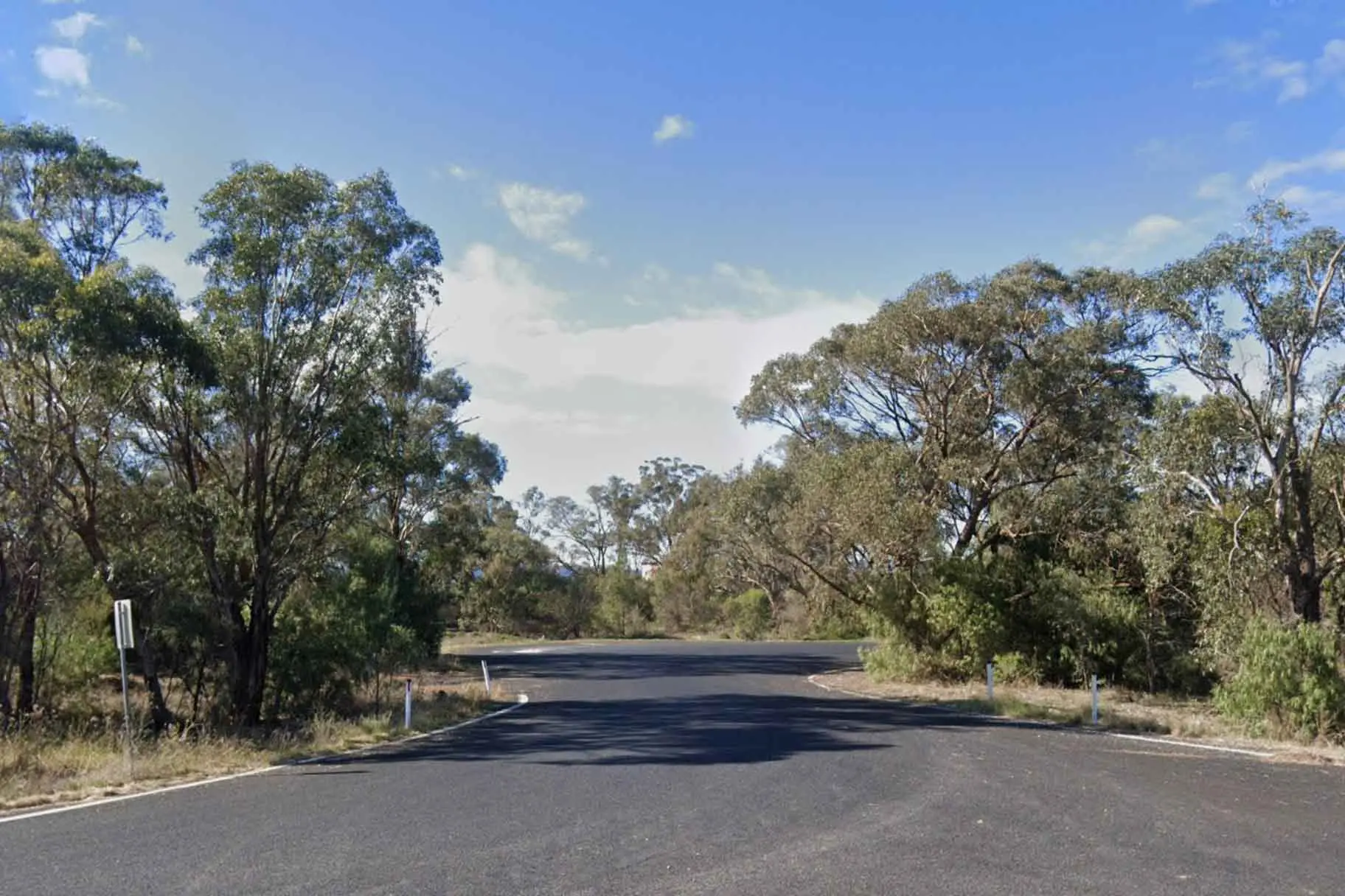 <p>Roadworks now underway in the Tomingley region include tie-in work at the South Tomingley Rest Area. Photo: Google Maps</p>\\n