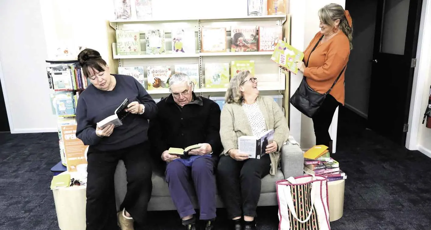 Reading relay celebrates books during library open day