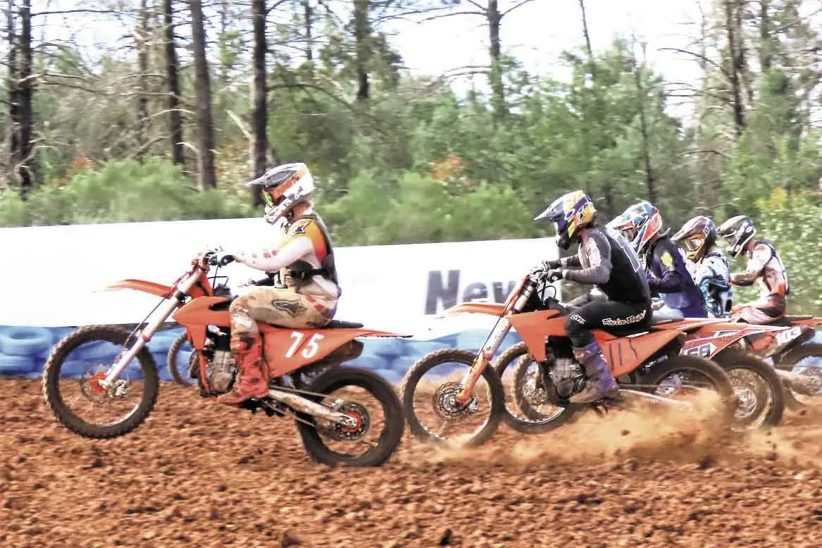 <p>\"And they\\'re off!\" at Dubbo Dirt Bike Club. Photo: Dubbo Photo News. </p>\\n