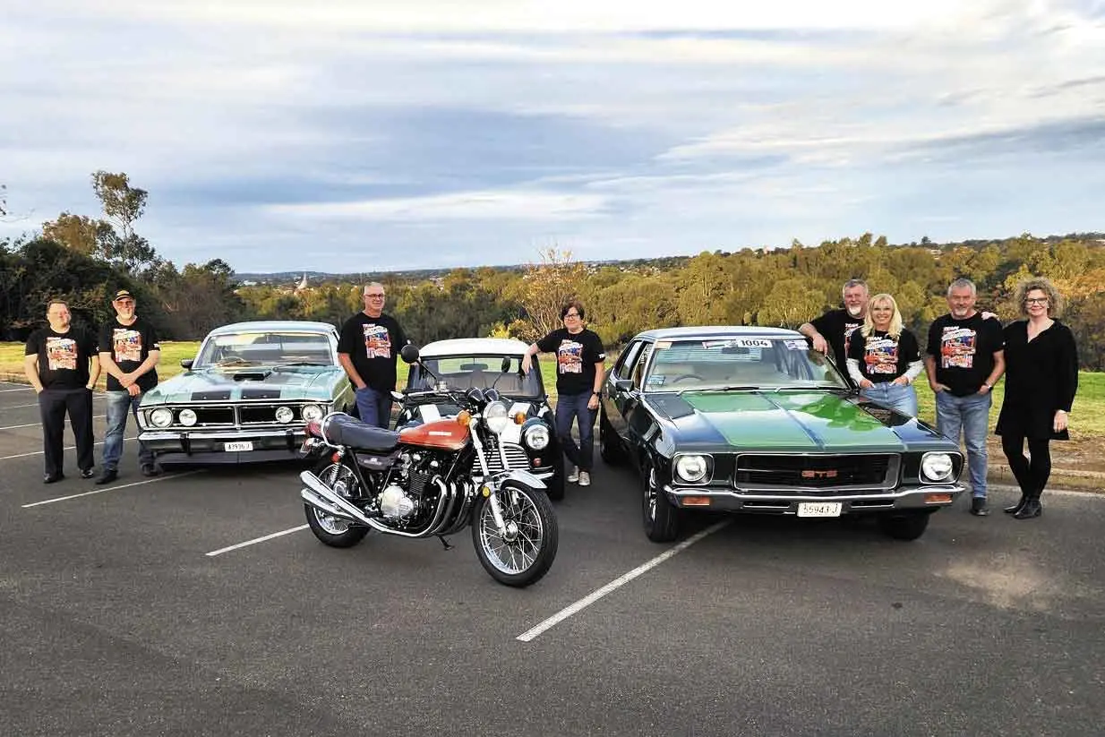 <p>Lee Schwager, Col Hayden, Steve and Louise Fieldus, Chris and Nicki Seton, Max Robertson, and Lana Willetts. Photo: Dubbo Photo News/Ken Smith</p>\\n
