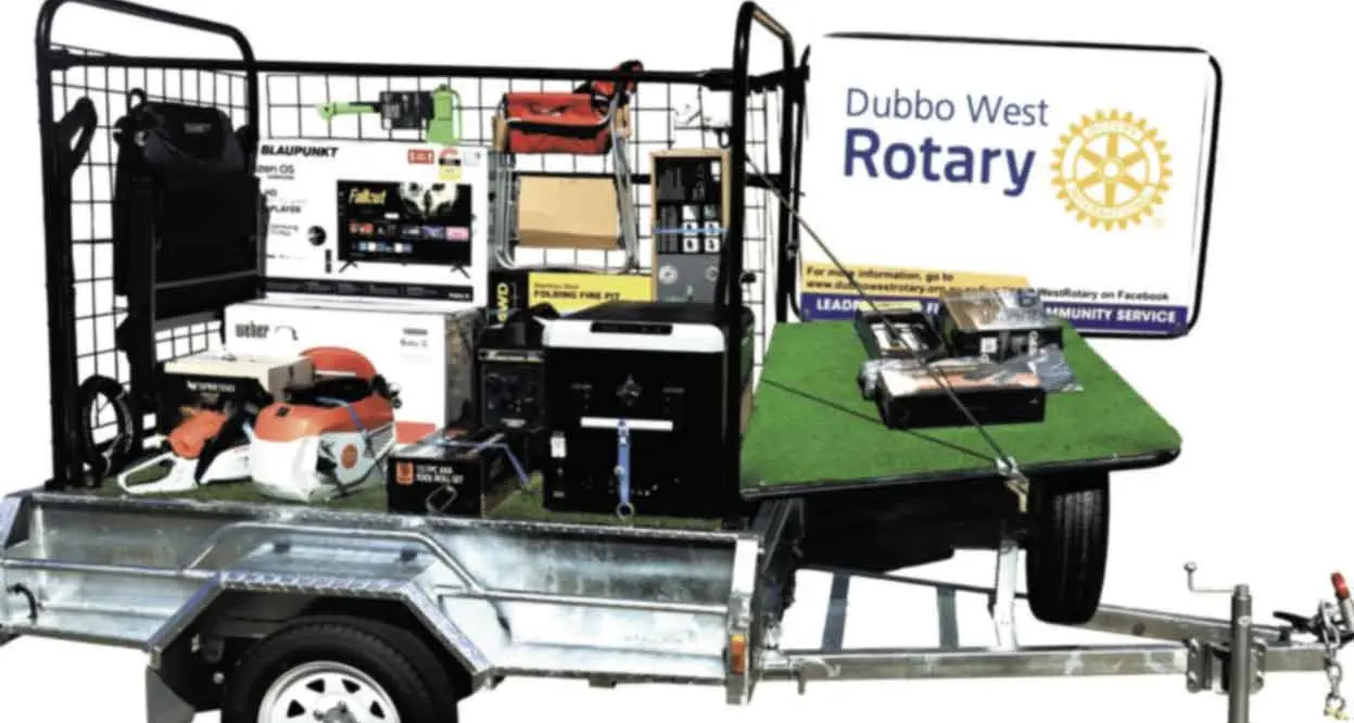 Dubbo West Rotary launches Christmas trailer raffle