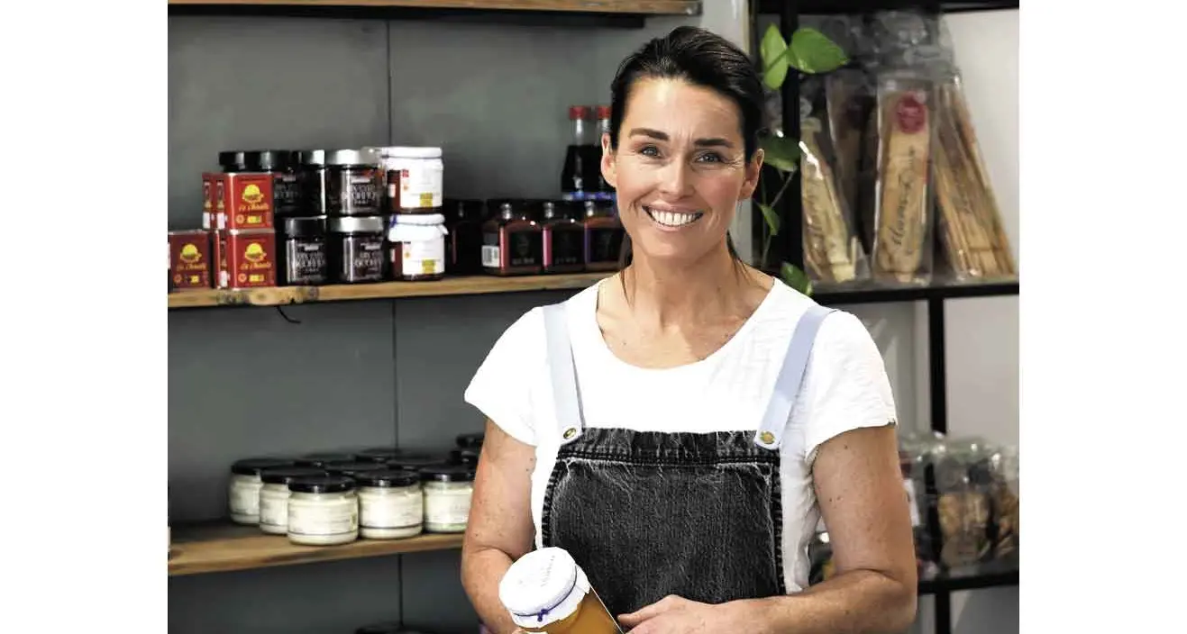 Page 3 Profile: Holly Stanley