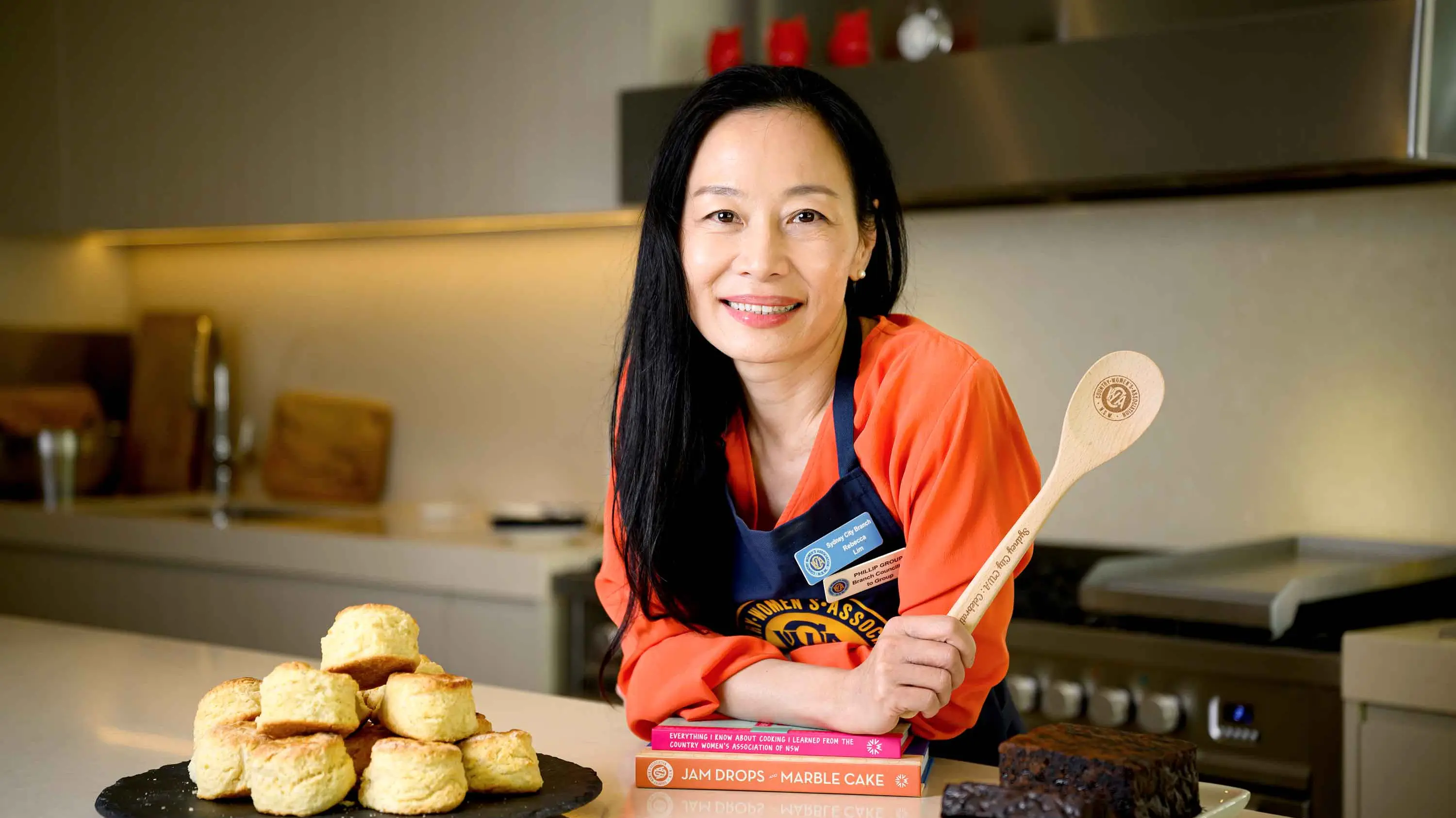 Scones and sympathy: country ways connecting the city