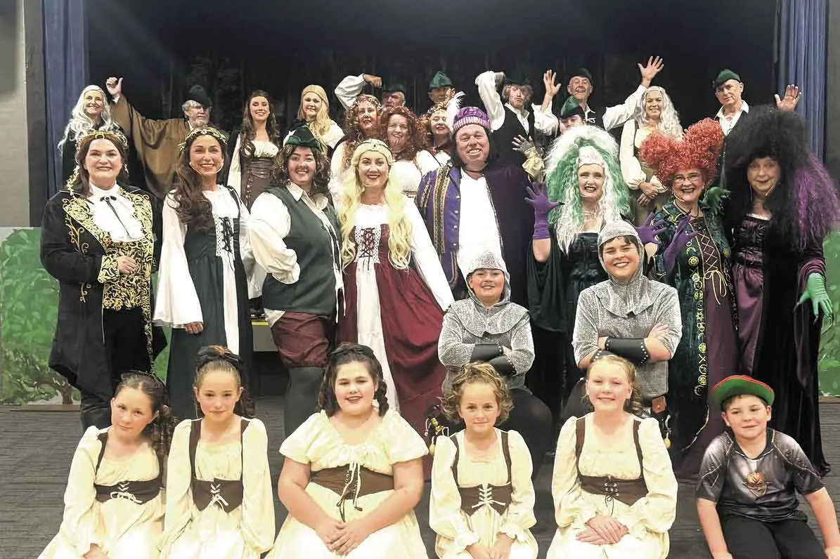 <p>The cast from WATS\\' most recent production: \"Mirror Mirror in Nottingham\". Photo: Supplied</p>\\n