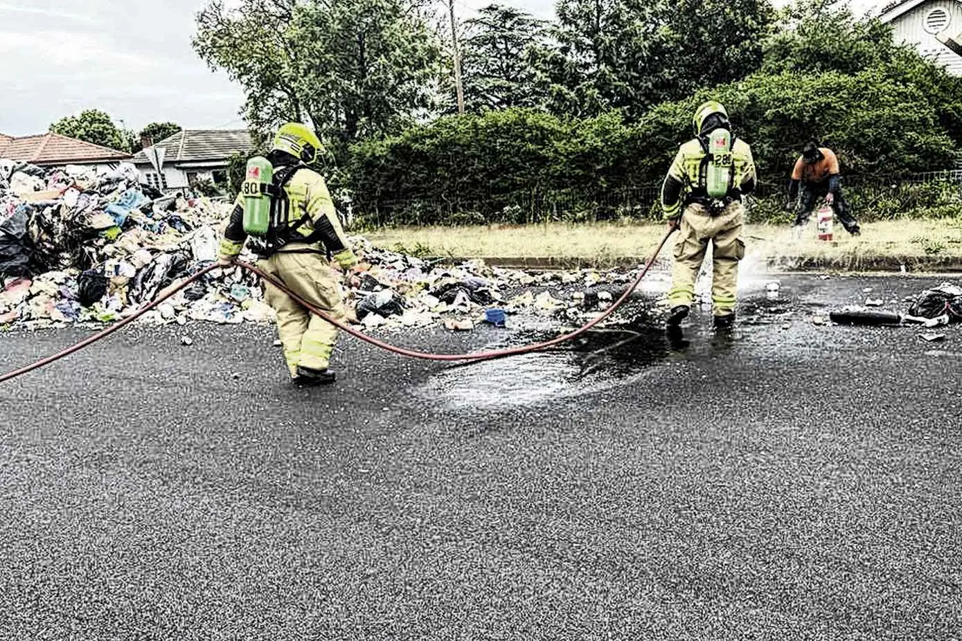 <p>Fire in the hold! Another dumped battery fire in a council garbage truck occurred last Friday along Dalton Street when the driver noticed smoke coming from the garbage truck\\u2019s load around 11am. Photo: Supplied</p>\\n